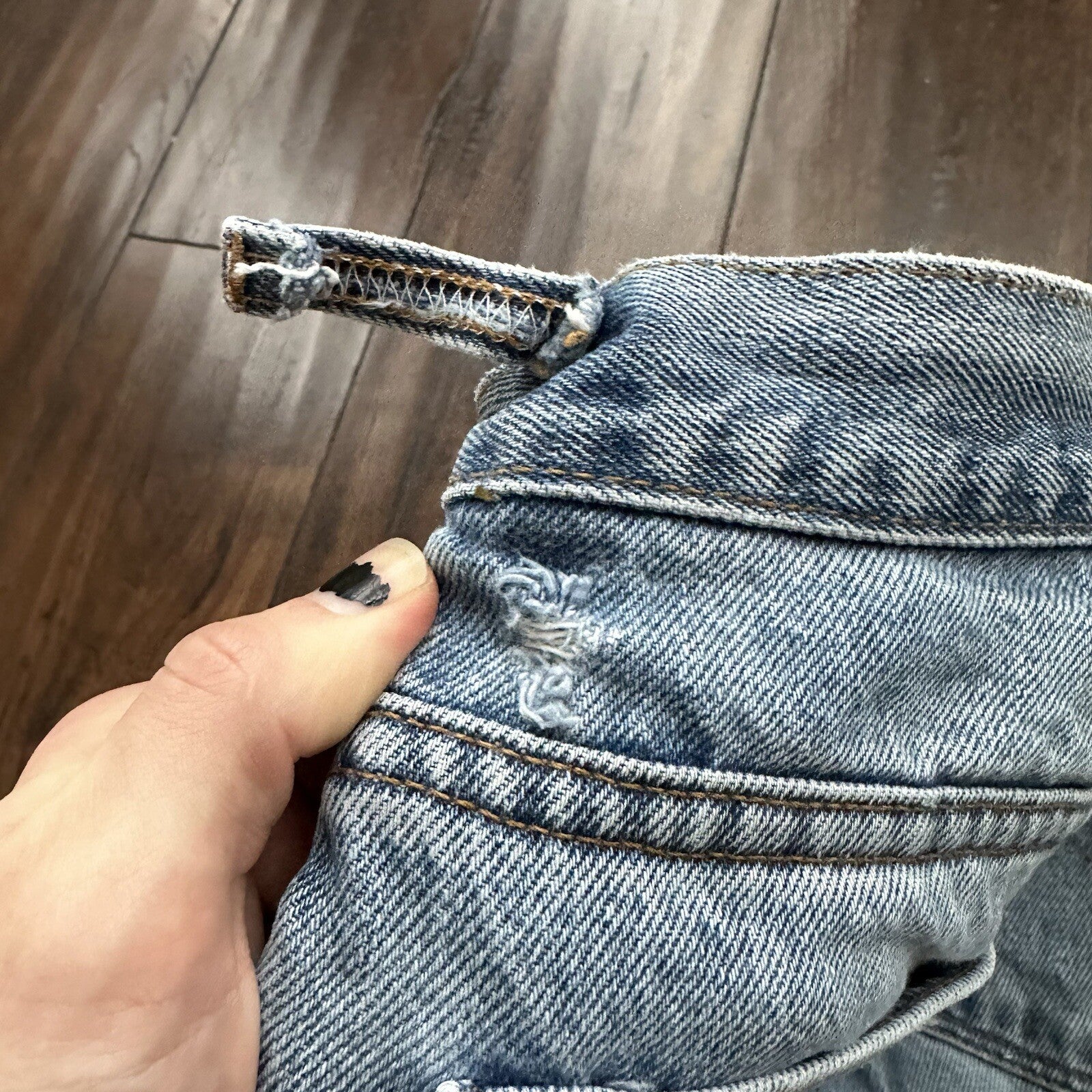 Levis 550 Jeans VTG Womens High Rise Light Wash Relaxed 90s USA 31x29