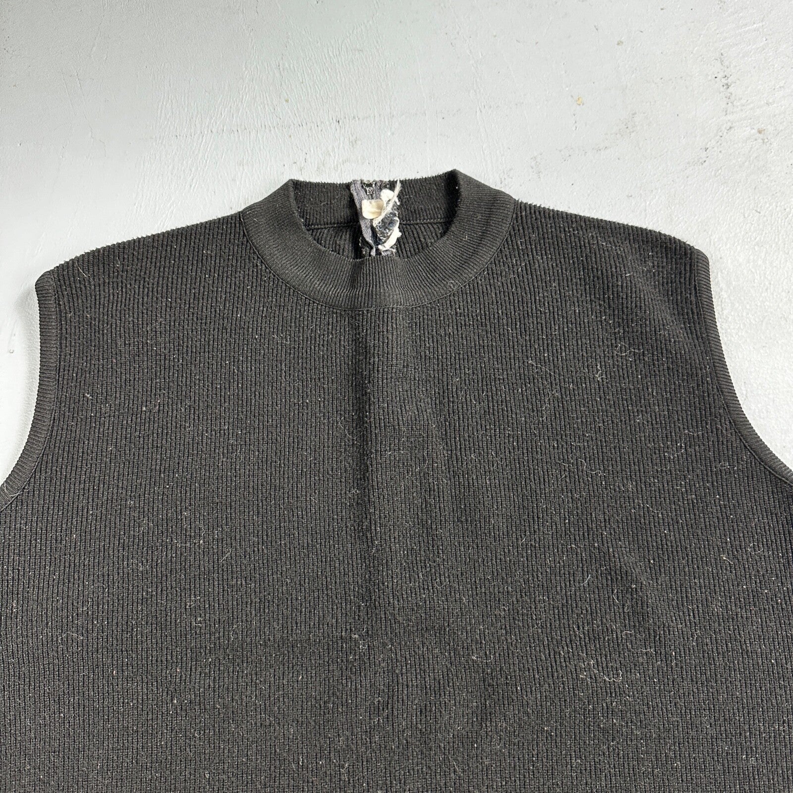 Black Cute Womens Knit No Sleeve Sweater 70s 80s Basic Essentials Look