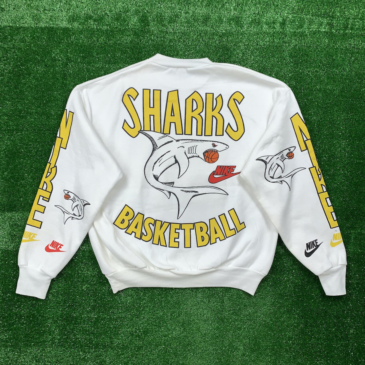 Nike Vintage Sweatshirt Mens T Shirt Sharks Crewneck AOP Basketball Jordan RARE