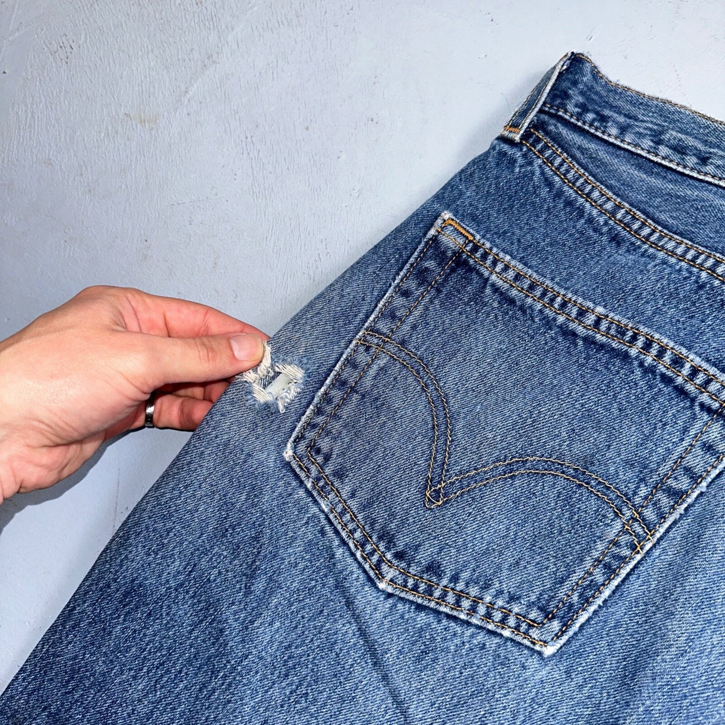 Levis 501 Vintage 90s XX Straight Leg Mexico Jeans 34x30 Thrashed Act 33x28
