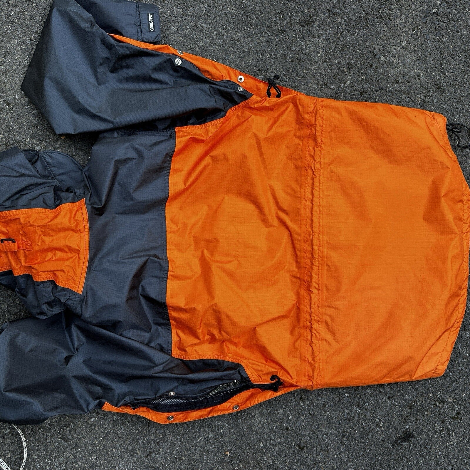 REI VTG Gore-Tex Orange GTX Shell Paclite Waterproof Jacket Mens Medium Black