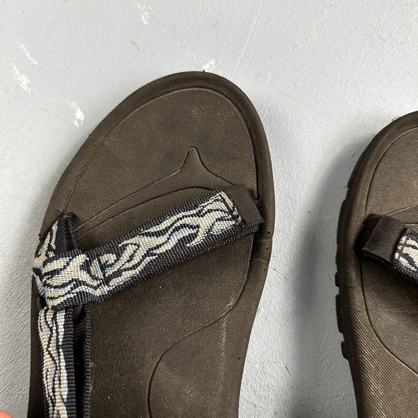 Teva Original Men’s Hiking Water Sandals 6404 White Stripes - Size 9 VTG