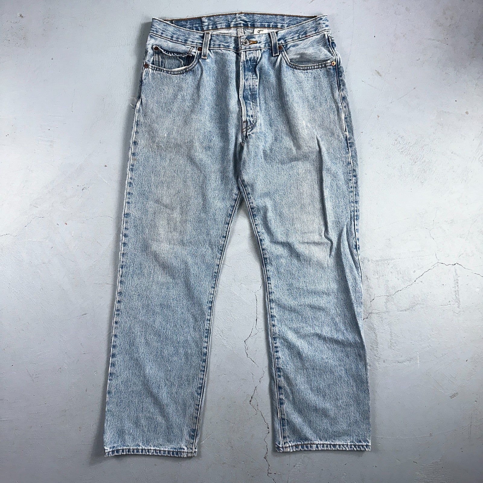 Levis 501 Vintage Y2K 90s XX Straight Leg Jeans Blue Light Wash 35x32 Act 32x29