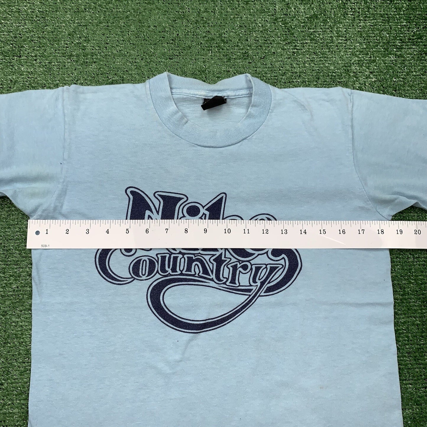 Nike Vintage T Shirt Mens Small Country Hike 70s Basic Simple Rap Music Running