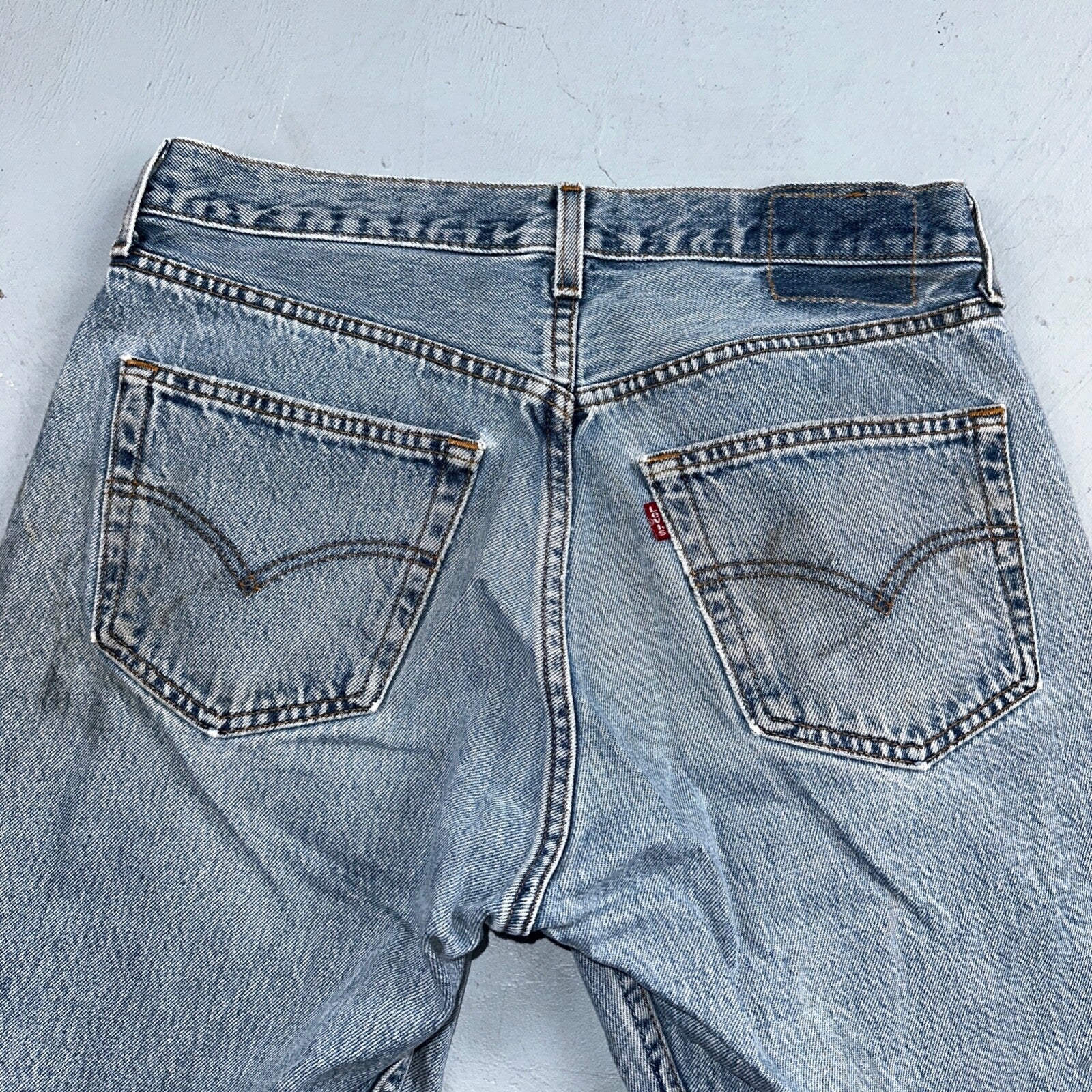 Levis 501 Vintage Y2K XX Straight Leg Jeans 90s Blue Light Wash 33x30 Act 32x28