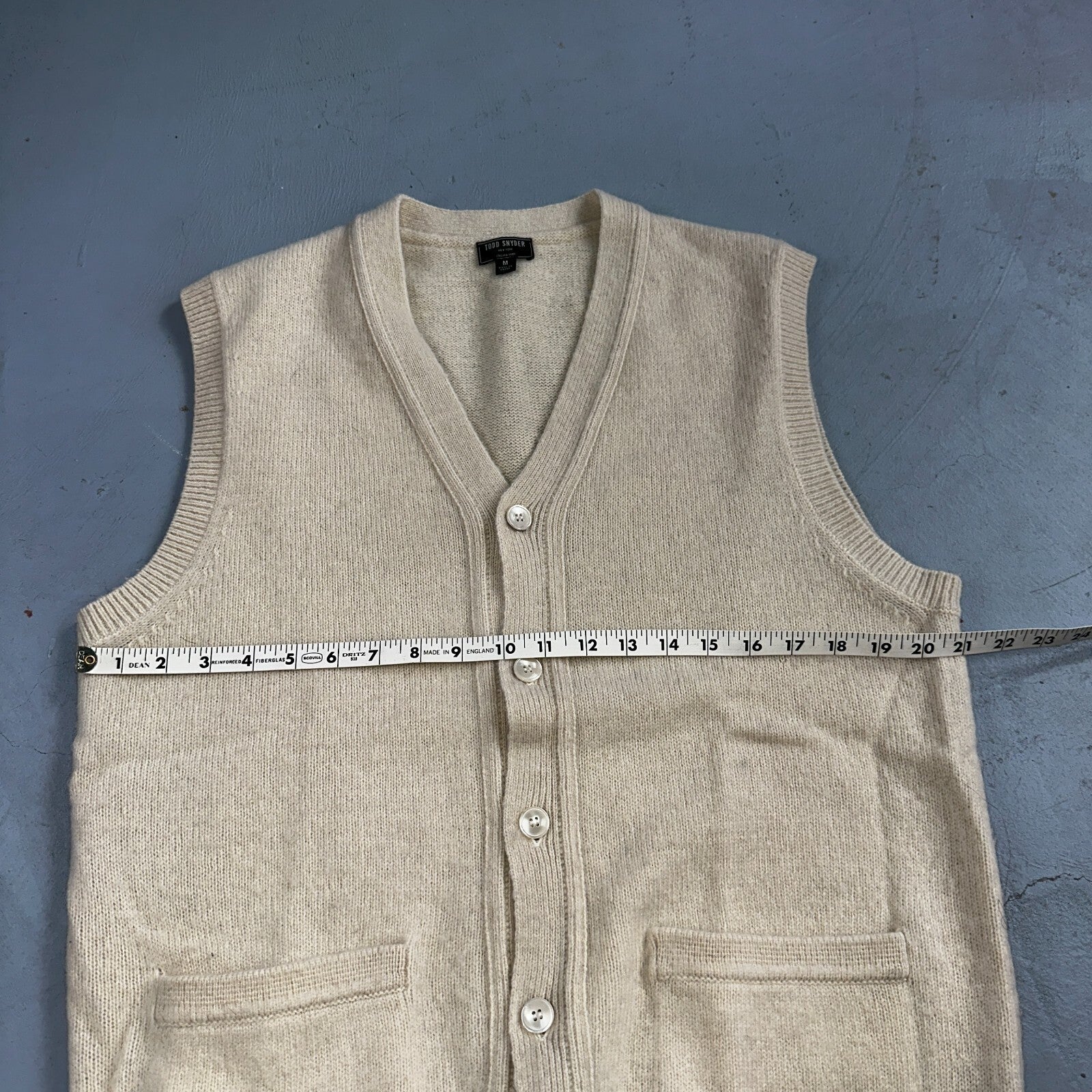 Todd Snyder Cambridge Cardigan Vest Bisque Size M Pre Owned