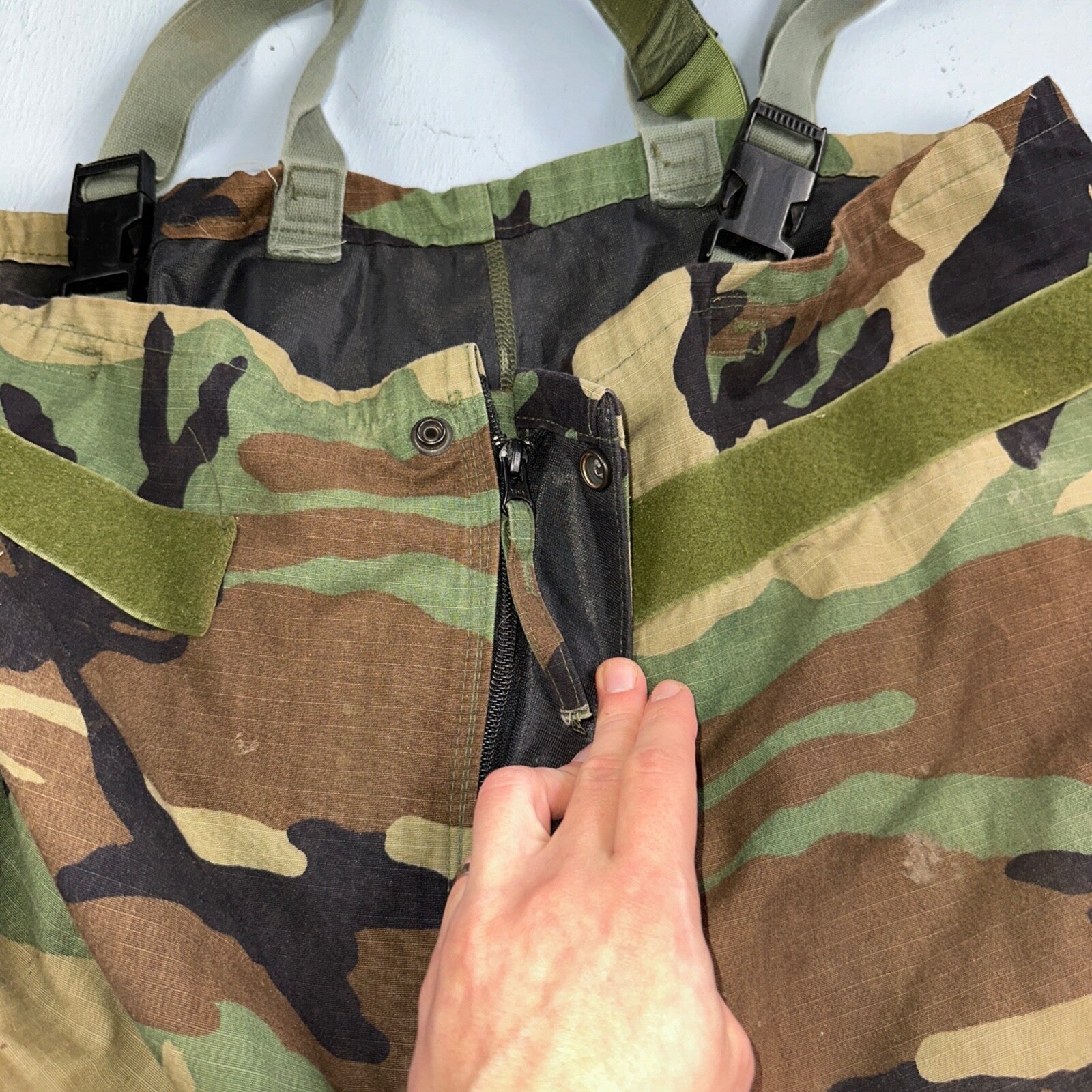 US Army Air Overgarment Chemical Protective Trousers Woodland Camouflage Large