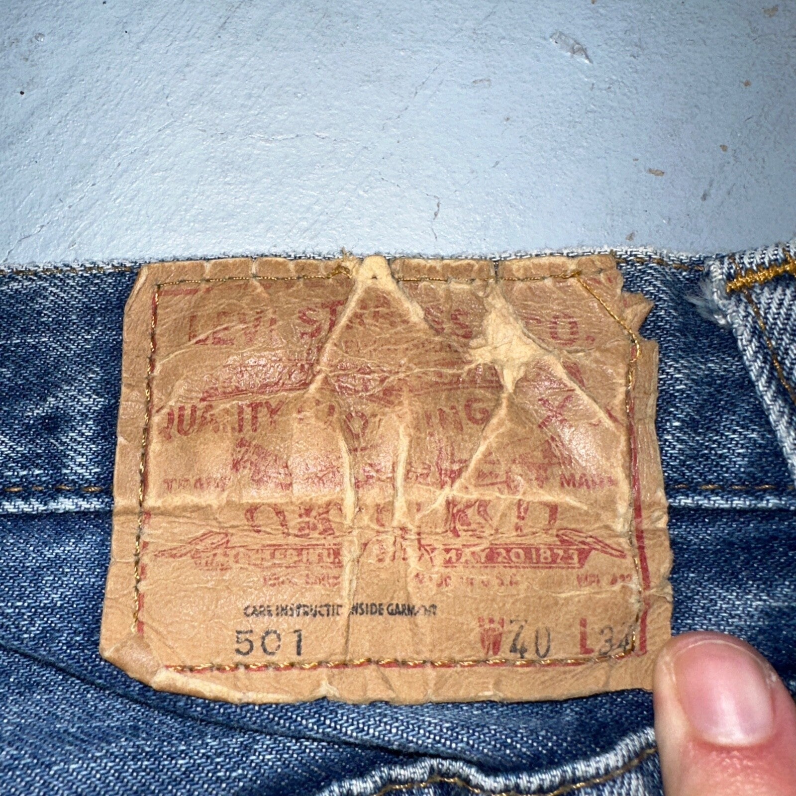 Levis 501 Vintage 80s Redline Selvedge USA XX Jeans Light Wash 40x34 Act 36x28