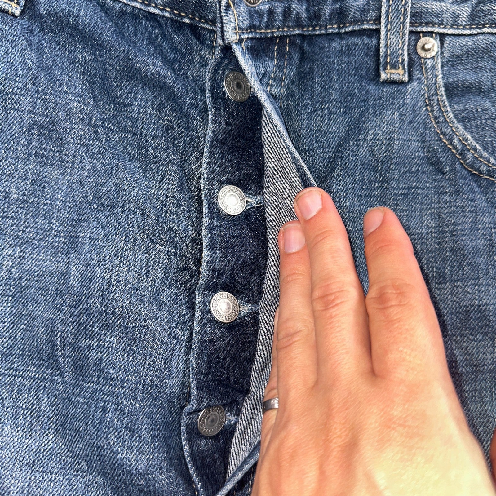 Levis 501 Vintage Y2K 90s XX Straight Leg Jeans Blue Med Wash 38x34 Act 39x34