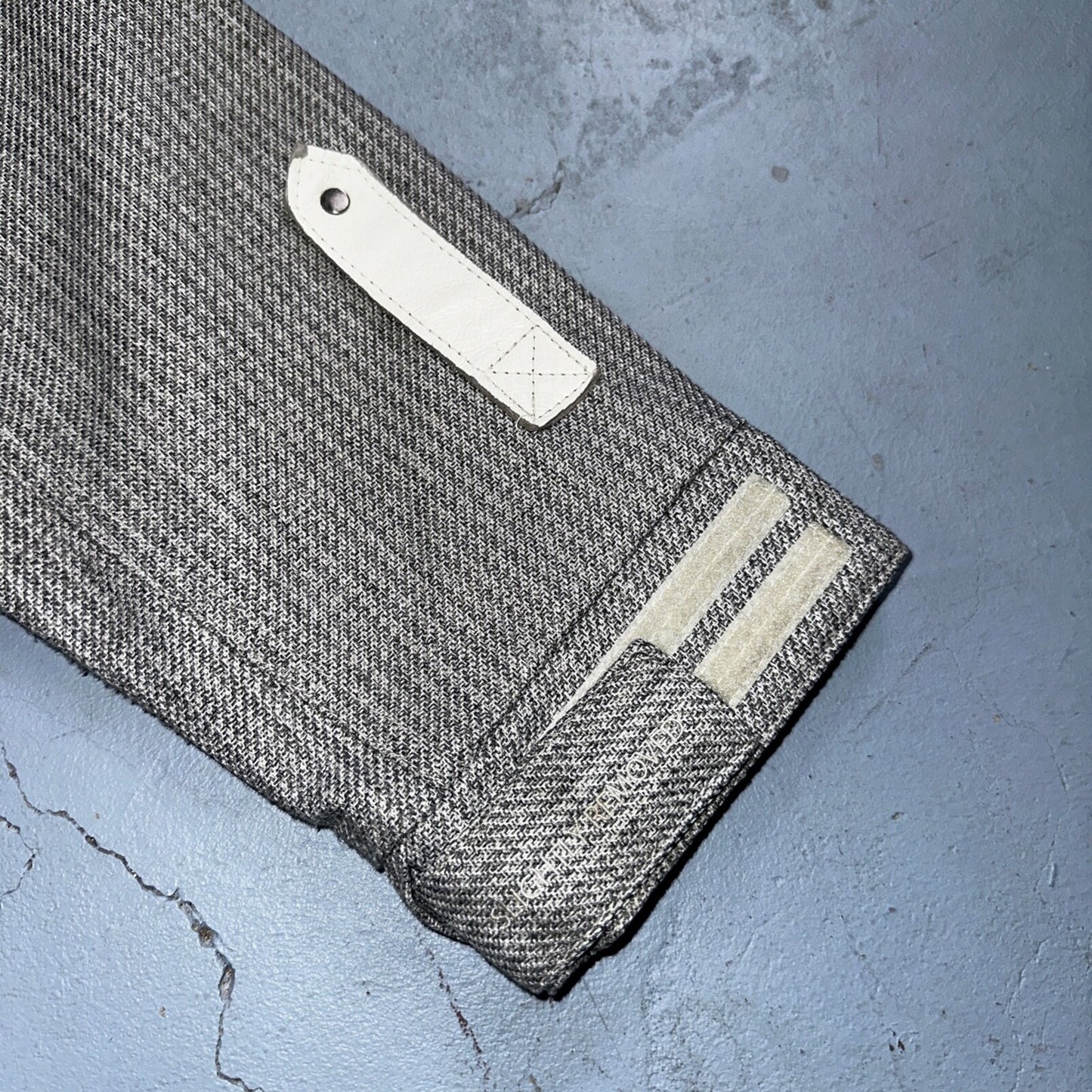 Volcom Snowboarding Jacket Men's Size Small Transition Parka Gray Ski