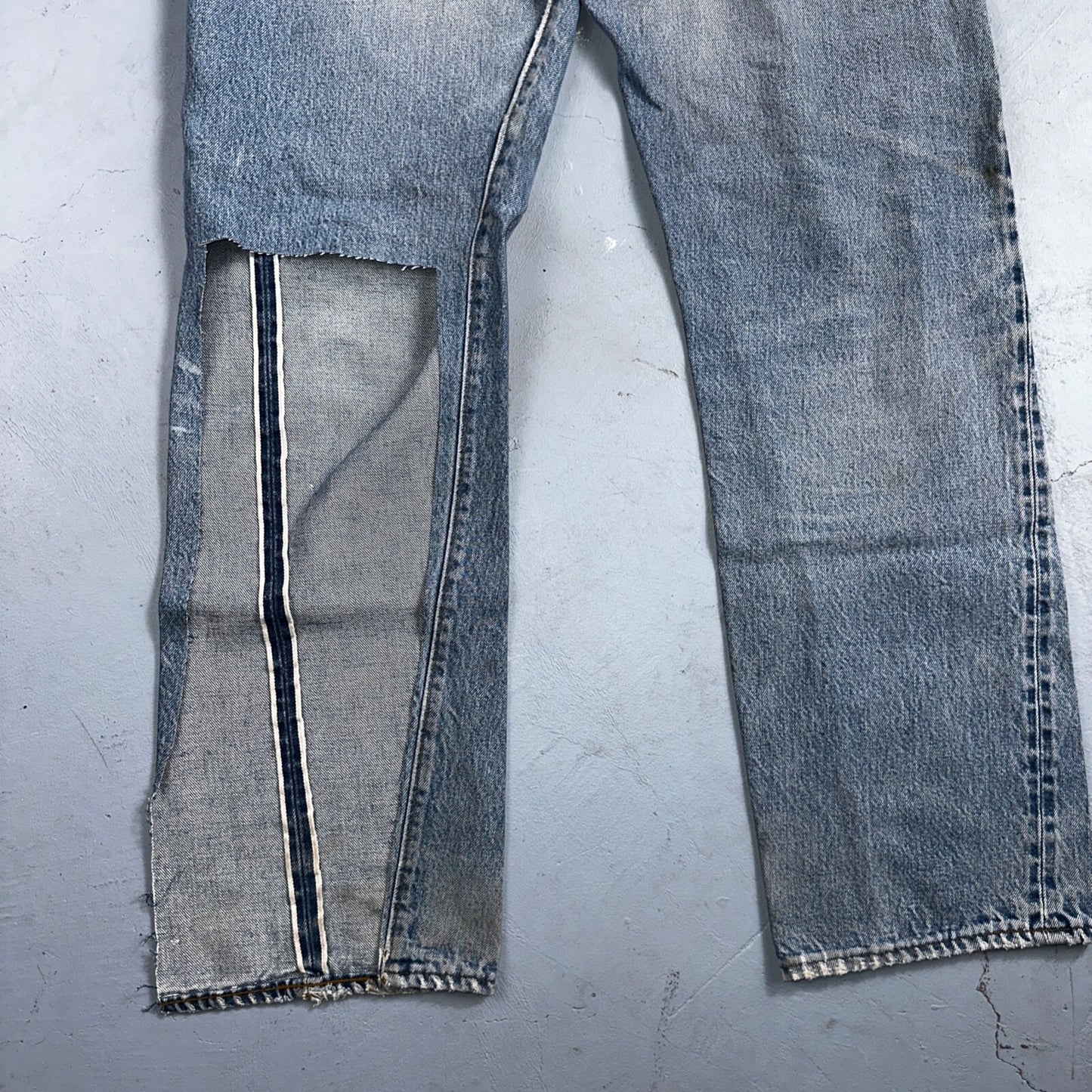 Levis 501 Vintage 80s Redline Selvedge USA XX Jeans Light Wash 36x36 Act 33x32