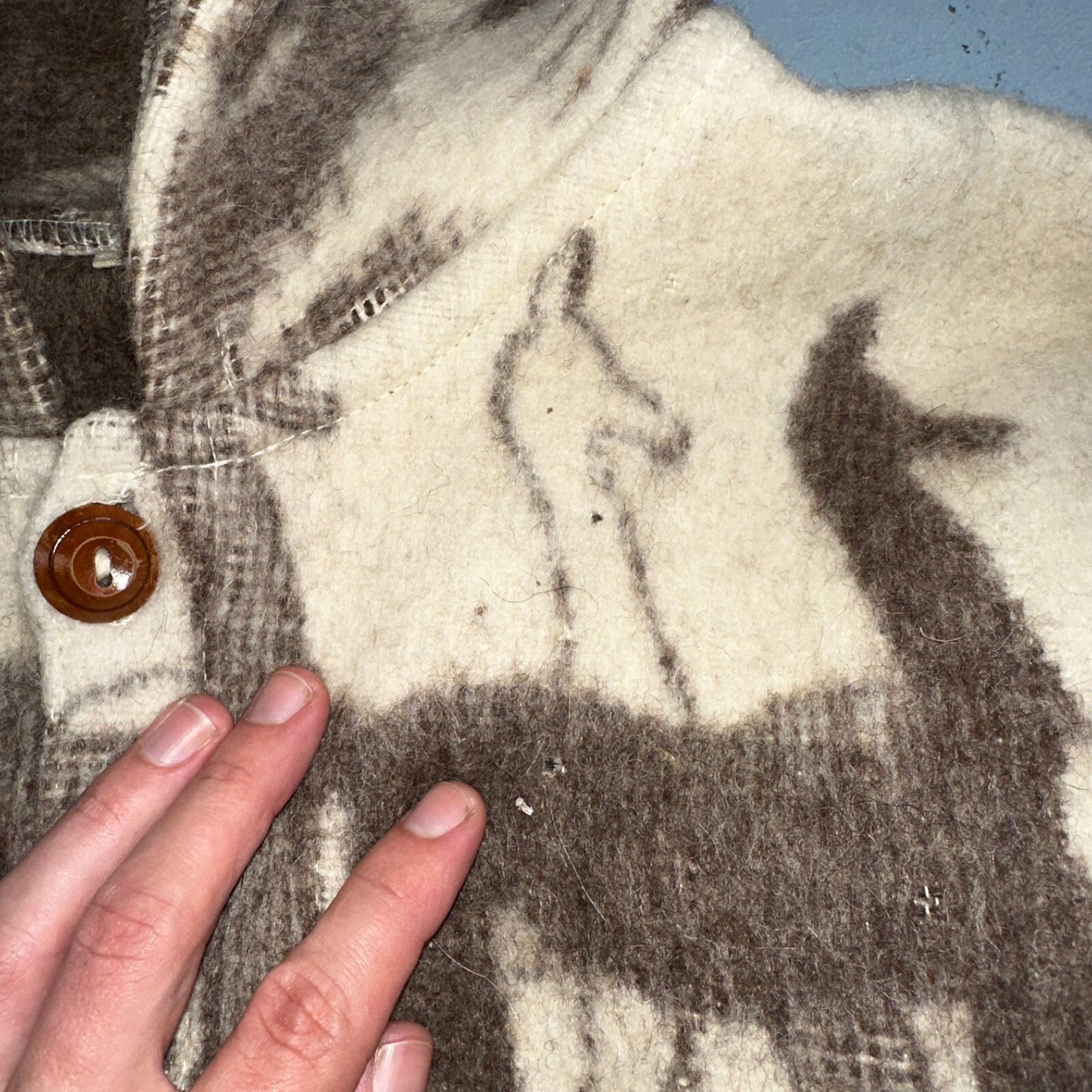 1970s Wool Lama Bird Coat Mens Jacket Size L Sweater Button Up 70s Rockabilly