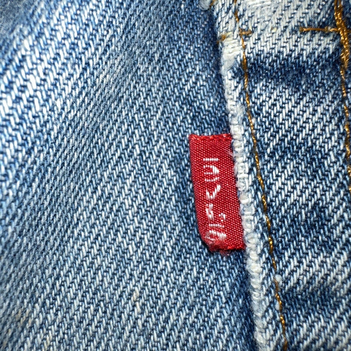 Levis 501 Vintage 80s USA XX Straight Leg Jeans Blue Light Wash Act 32x24 Capri