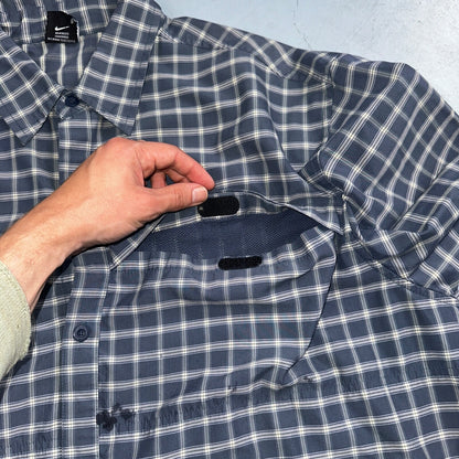 Nike VTG ACG Shirt Mens XL All Conditions Gear Button Hiking Short Sleeve Plaid