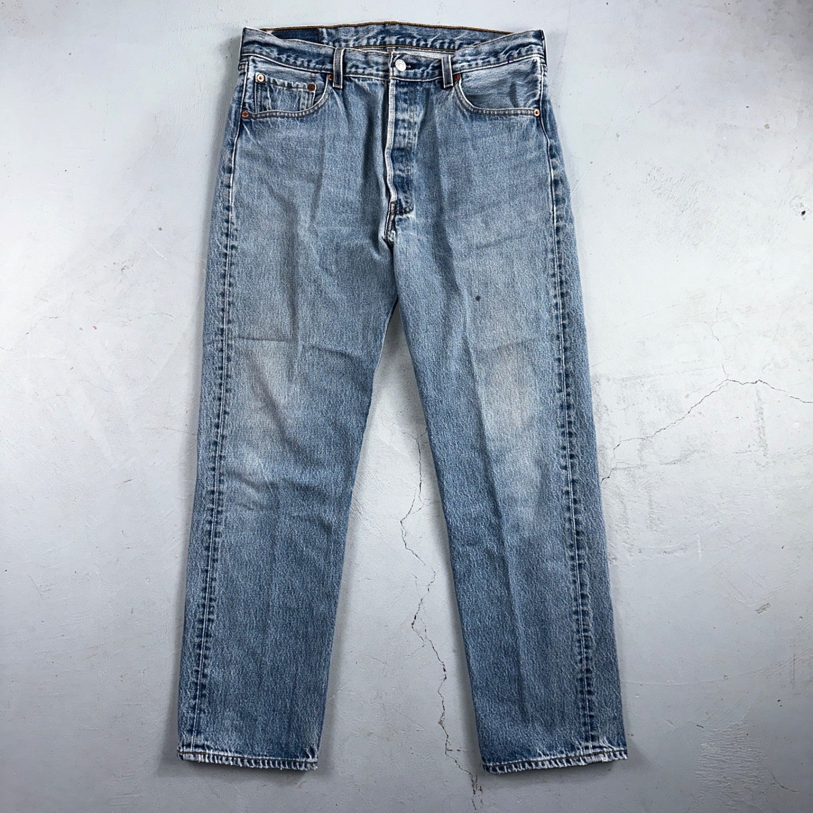 Levis 501 Vintage 90s USA XX Straight Leg Jeans Blue Light Wash 35x34 Act 33x30