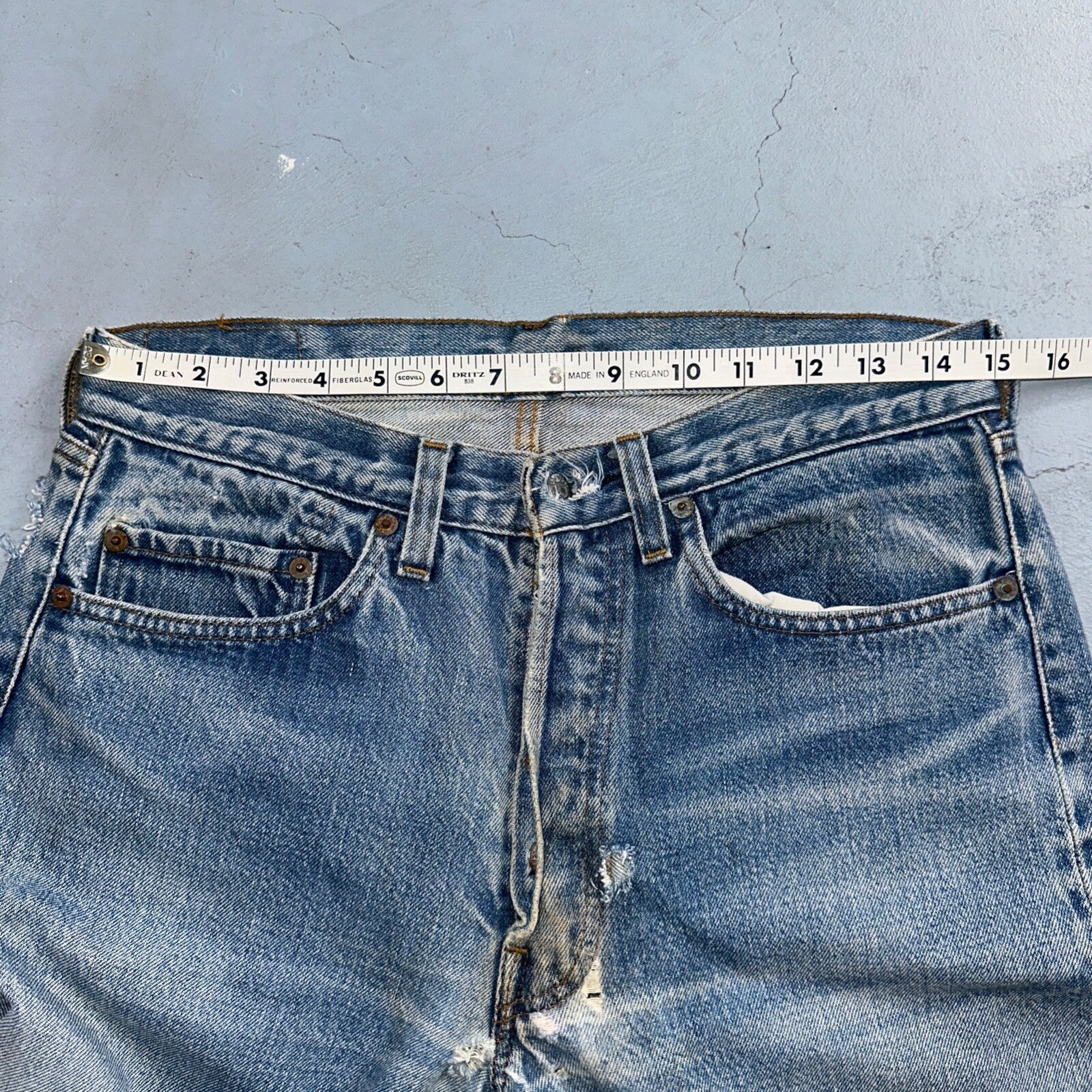 Levis 501 Vintage 80s Redline Selvedge USA XX Jeans Light Wash Capri Act 30x25