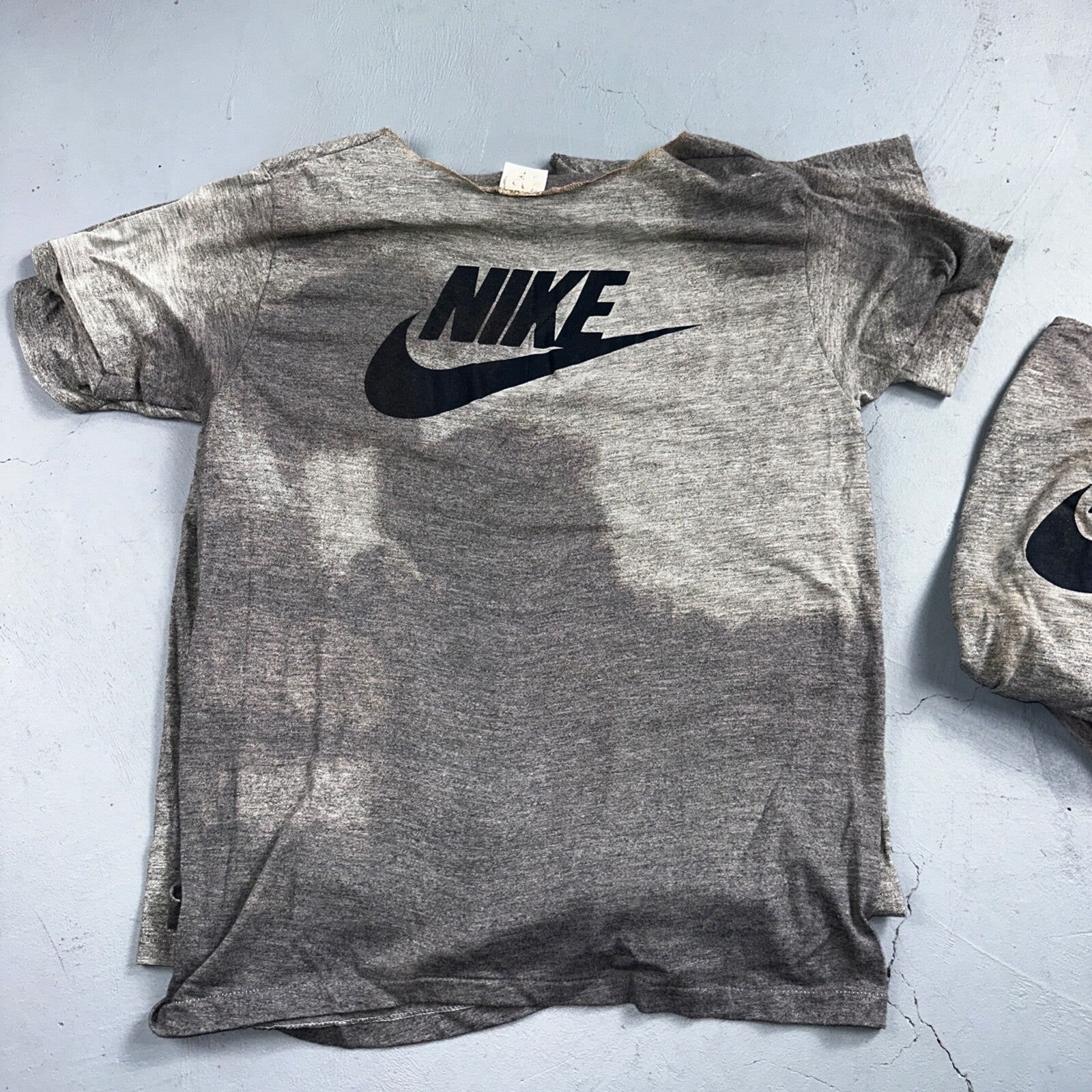 Nike 70s Lot of 8 VTG T Shirt Orange Tag Gray Swoosh Soft Chopped Front Team