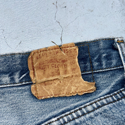 Levis 501 Vintage 80s Redline Selvedge USA XX Jeans Light Wash 36x36 Act 33x32