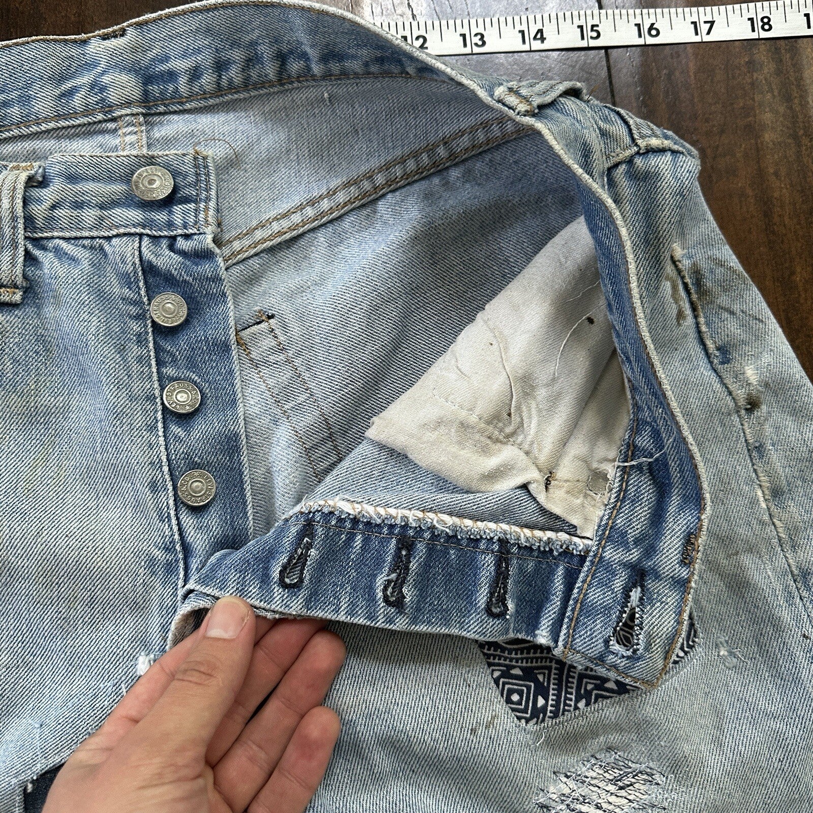 Levis Vintage 80s Redline Selvedge USA 501 Light Wash Jeans 66 30x28 Thrashed