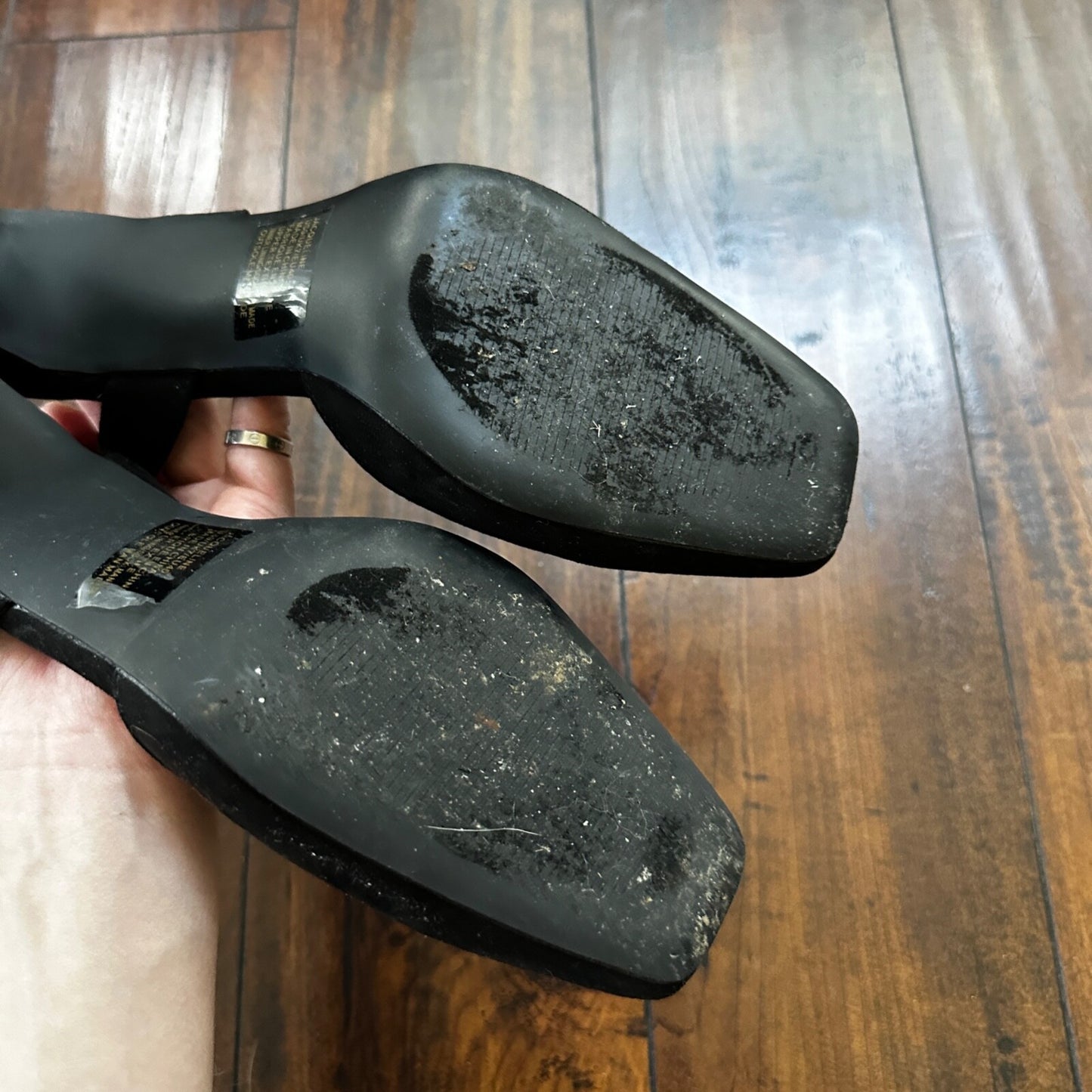 Jacqueline Ferrar Black Pumps Kitten Heel size 9 M