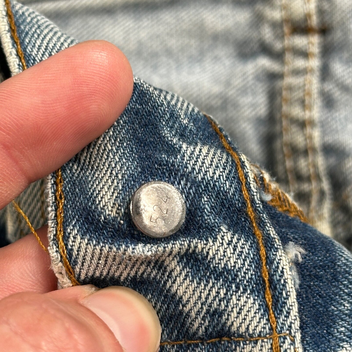 Levis 501 Vintage 80s Redline Selvedge USA XX Jeans Thrashed 33x33 Act 31x30