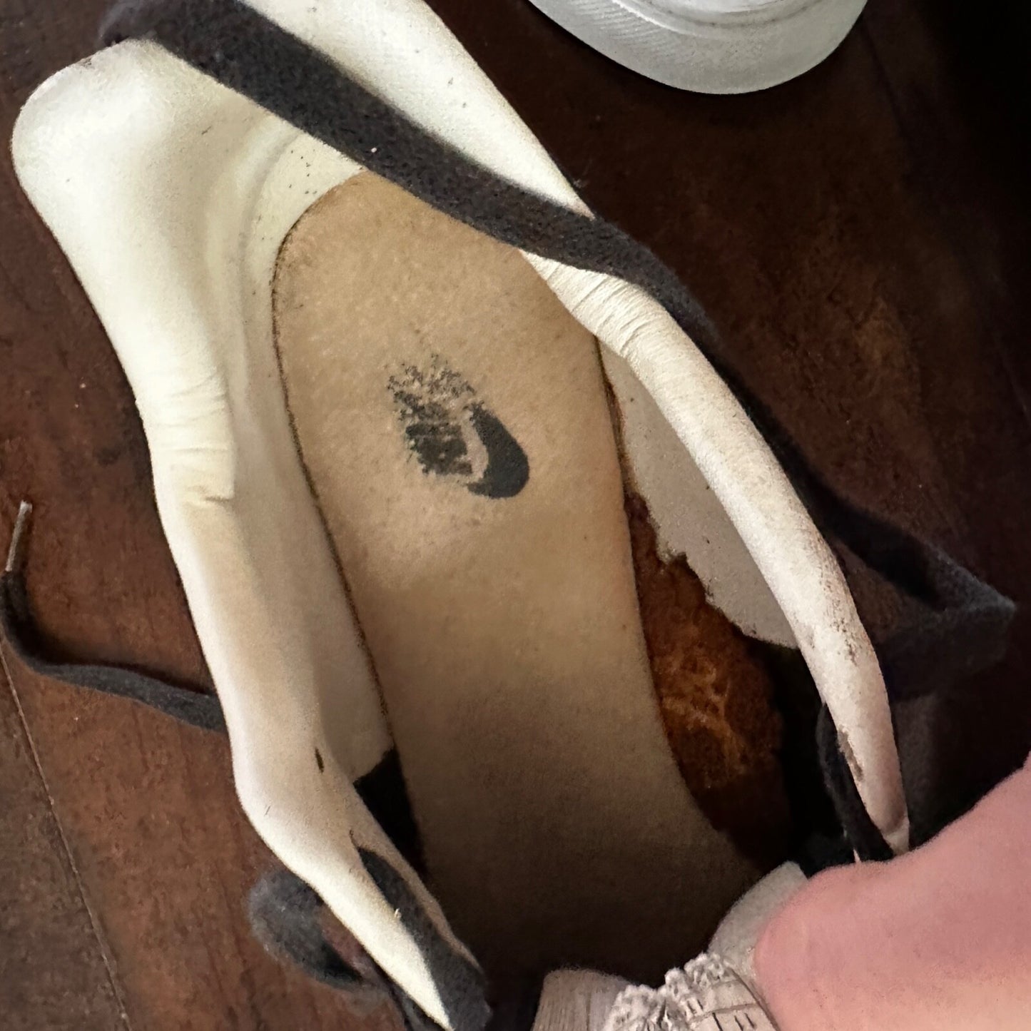 Nike Vintage 90s Mens Size 11 Sharks Sneakers Shoes Cleats Black 1994 Football