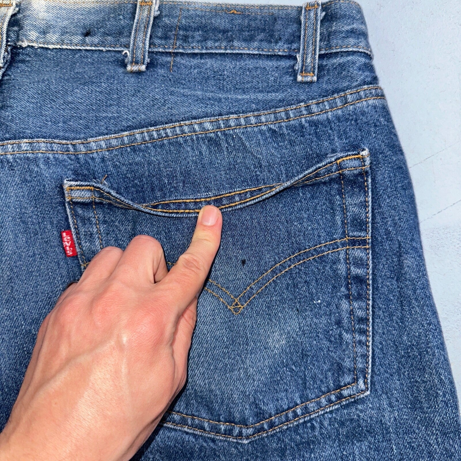 Levis 501 Vintage 80s USA XX Straight Leg Jeans Blue Light Wash 40x33 Act 38x29