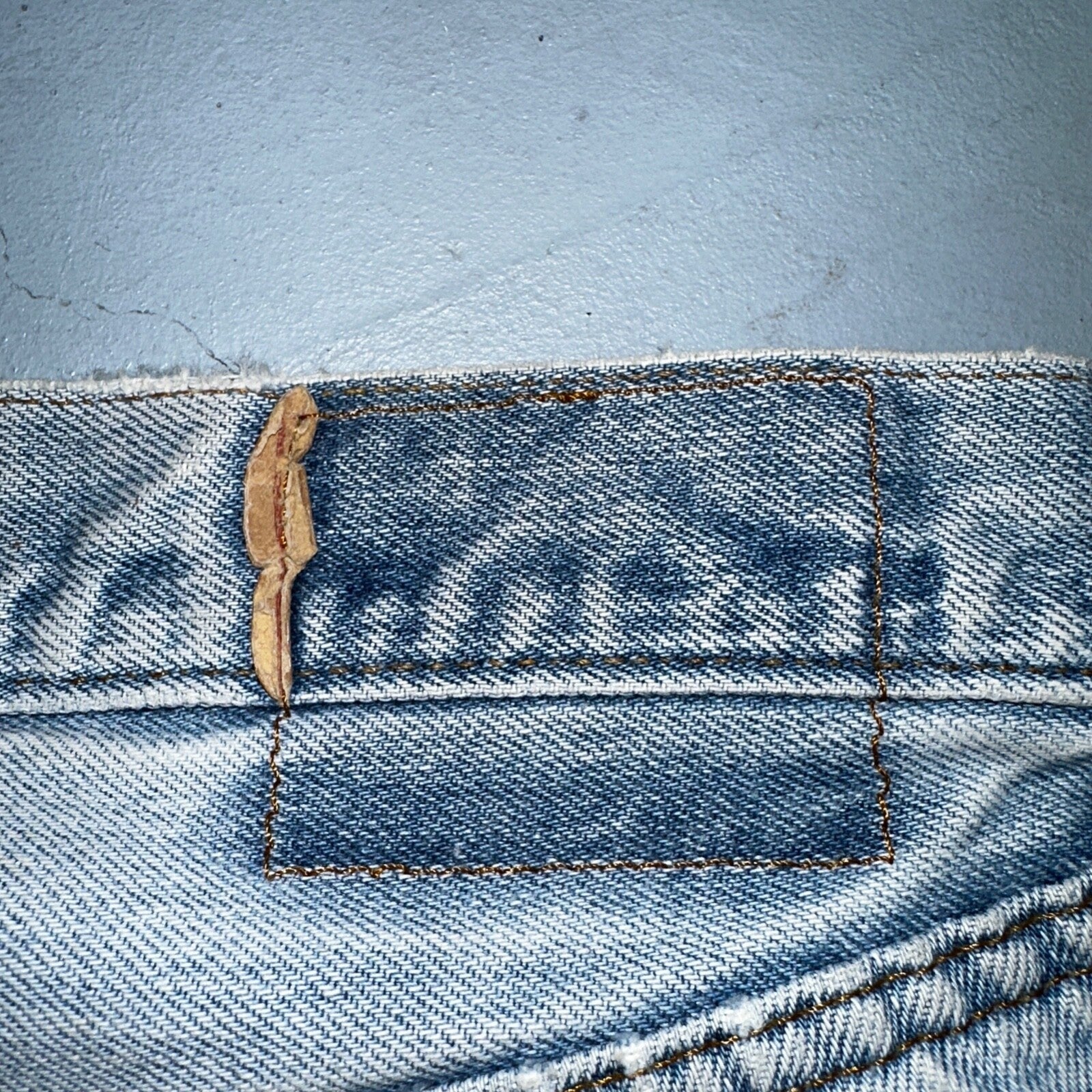 Levis 501 Vintage 80s Redline Selvedge USA XX Jeans Light Wash 66 Act 28x31