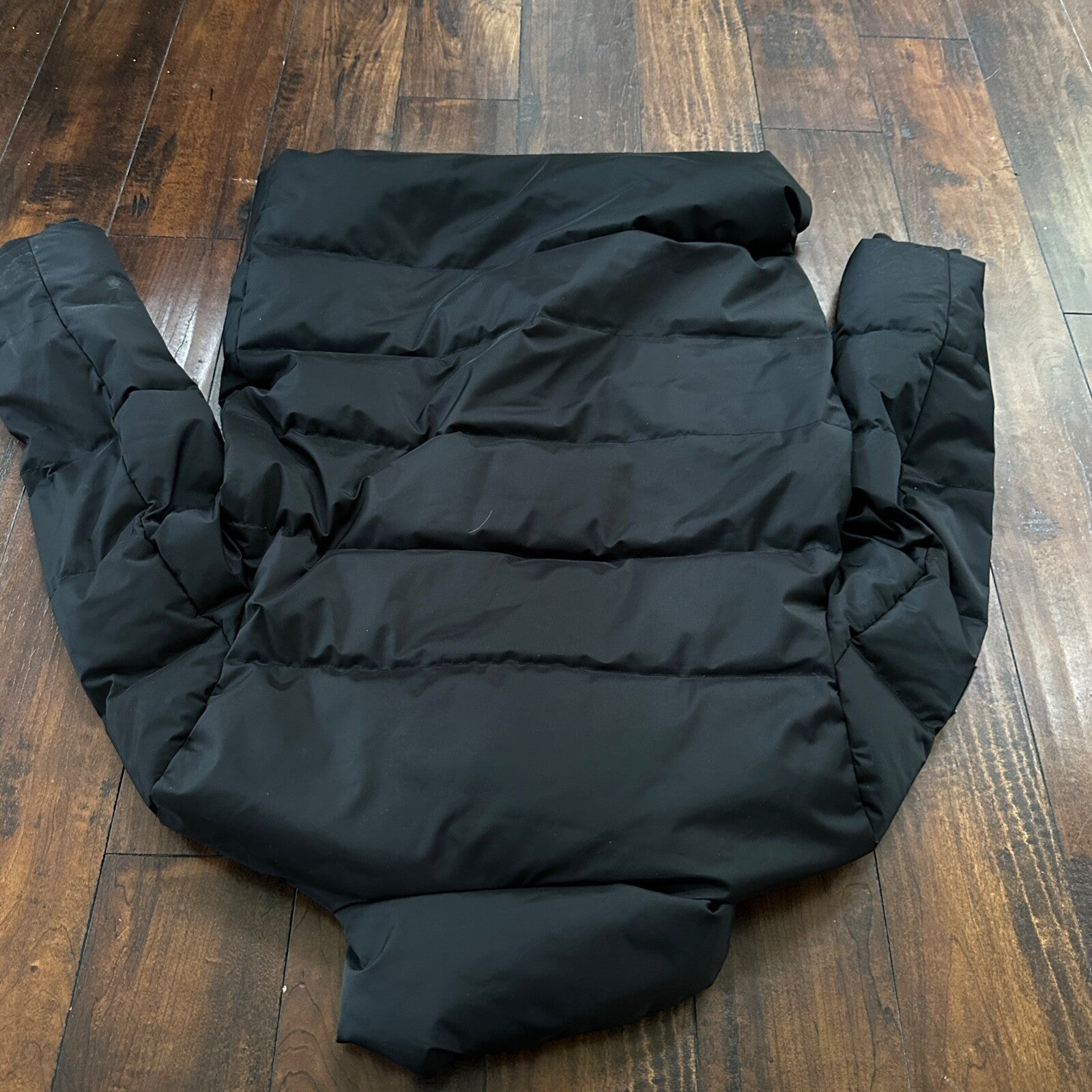 Calvin Klein Mens Down Puffer Jacket Black Large Ski Winter Warm Black Sleek