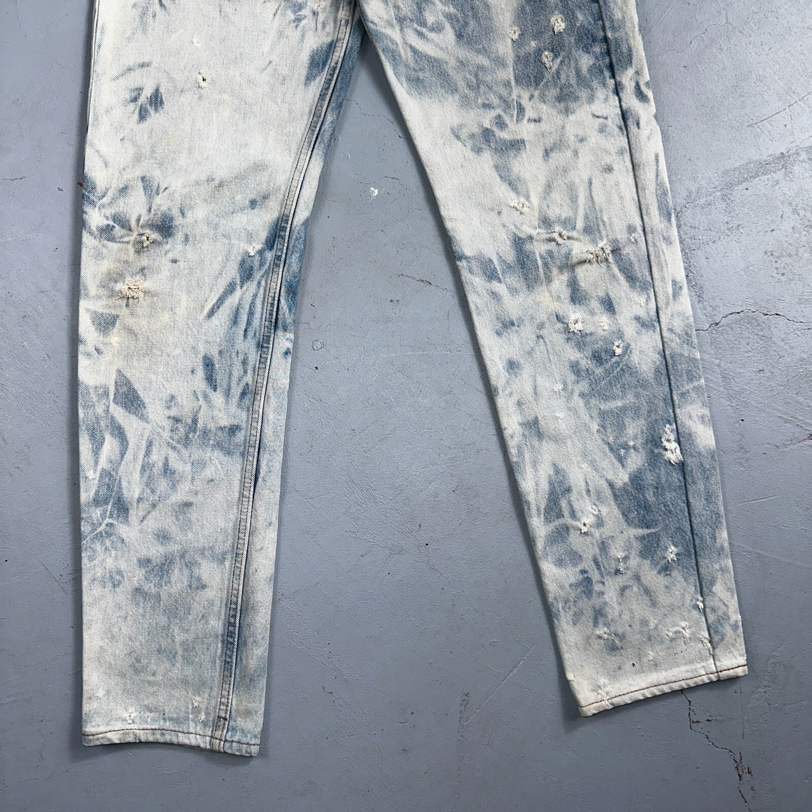 Levis 501 Vintage 80s USA XX Straight Leg Jeans 30x36 Bleach Light Wash Ac 26x31