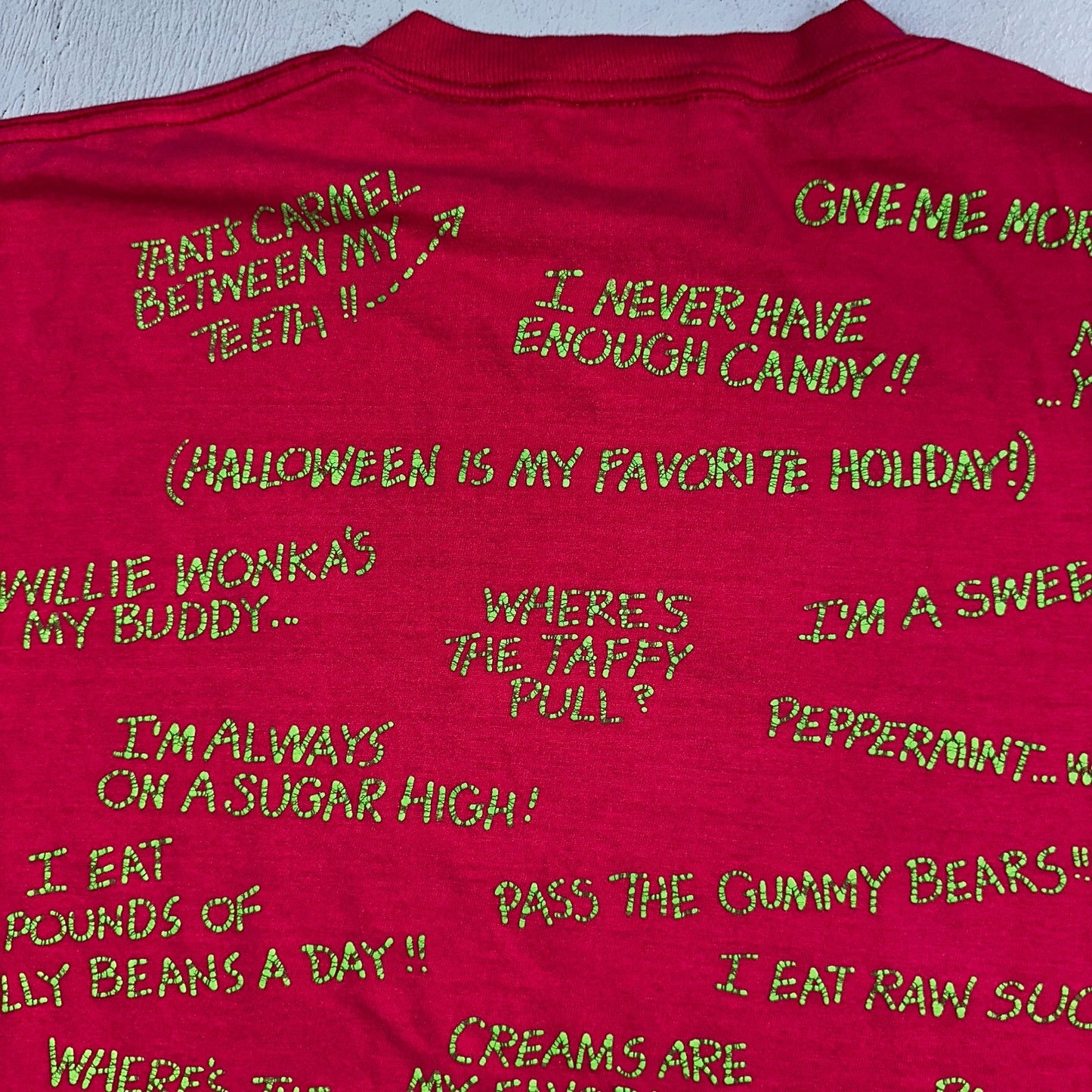 Halloween Pink Quote Funny VTG T Shirt Y2K Sweetie Candy Cute USA Scary Text