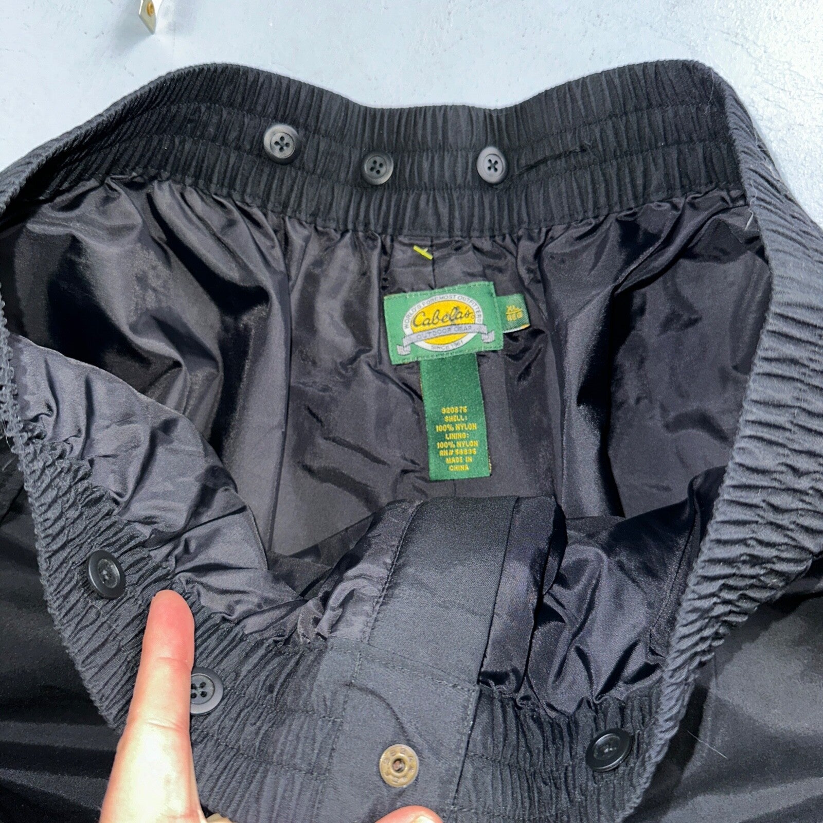 Cabelas Black Lined Mens Pants Rain Pants XL Reg Golf Double Knee Nylon