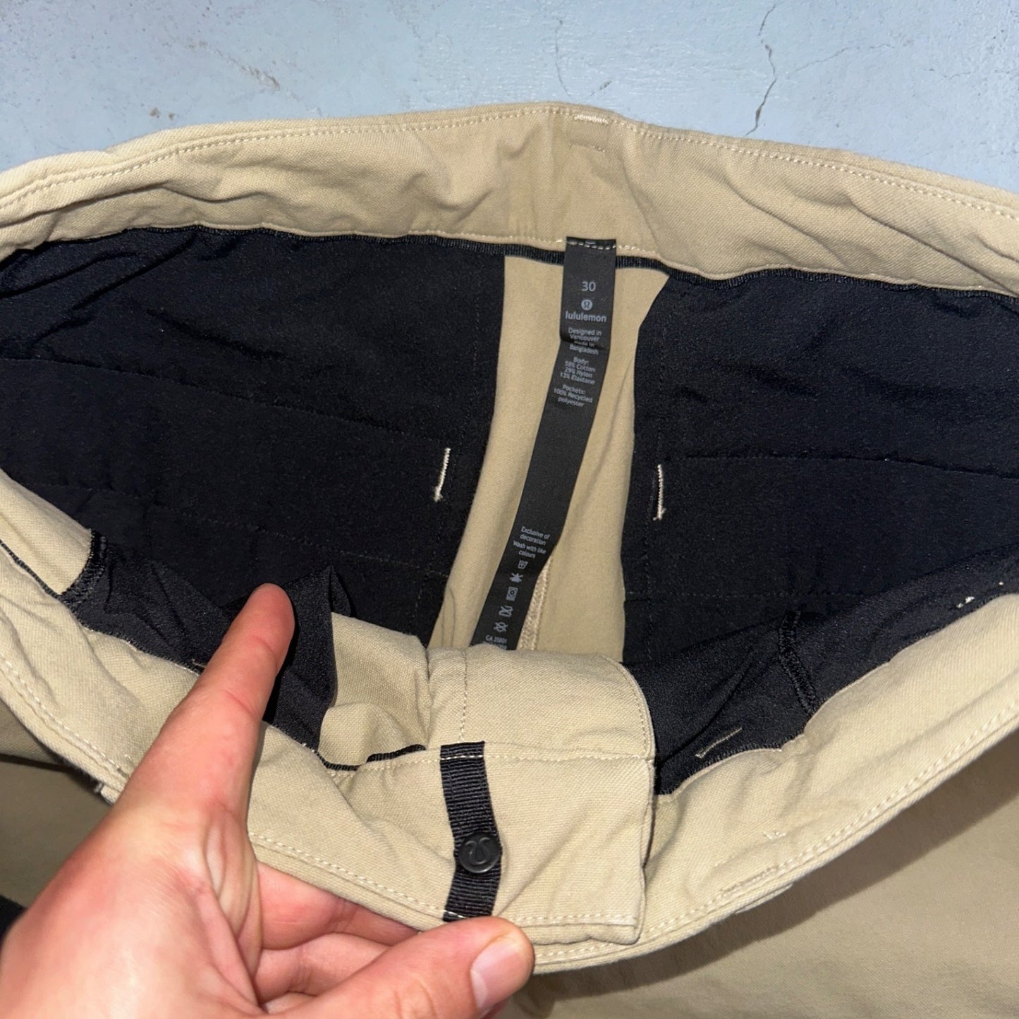 Lululemon Commission Pants Mens 30 Light Brown Beige 30 x 31 Chino Khaki