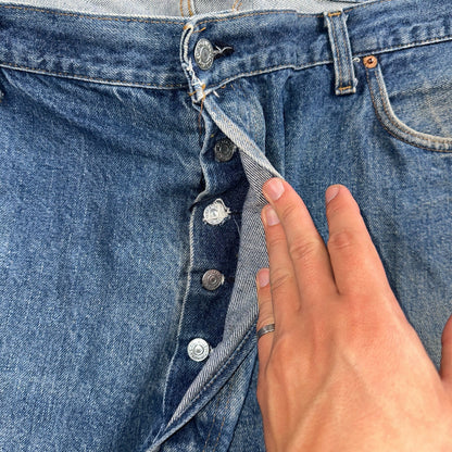 Levis 501 Vintage 80s Redline Selvedge USA XX Jeans Med Wash 48x30 Act 43x27