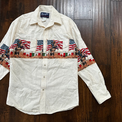 VTG Wrangler Men's Pearl Snap Western Rodeo Cowboy Ranch Shirt XL Flags USA RARE