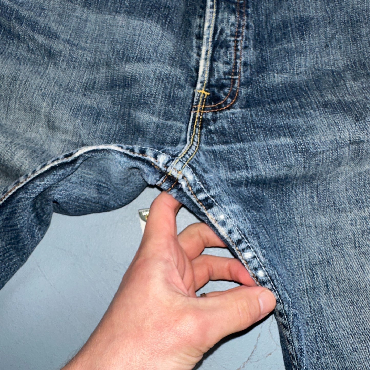 Levis 501 Vintage Y2K XX Straight Leg Jeans Blue Med Wash 33x32 Act 32x31