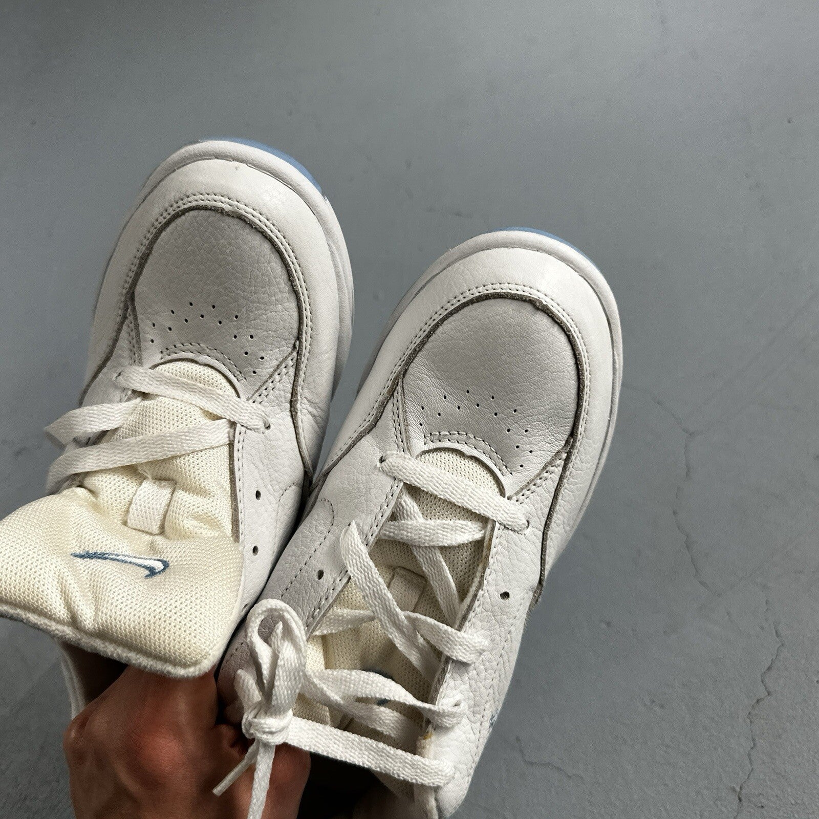 Nike 1997 Womens Air 141036-112 White Casual Shoes Sneakers Size 9 VTG 90s 2s