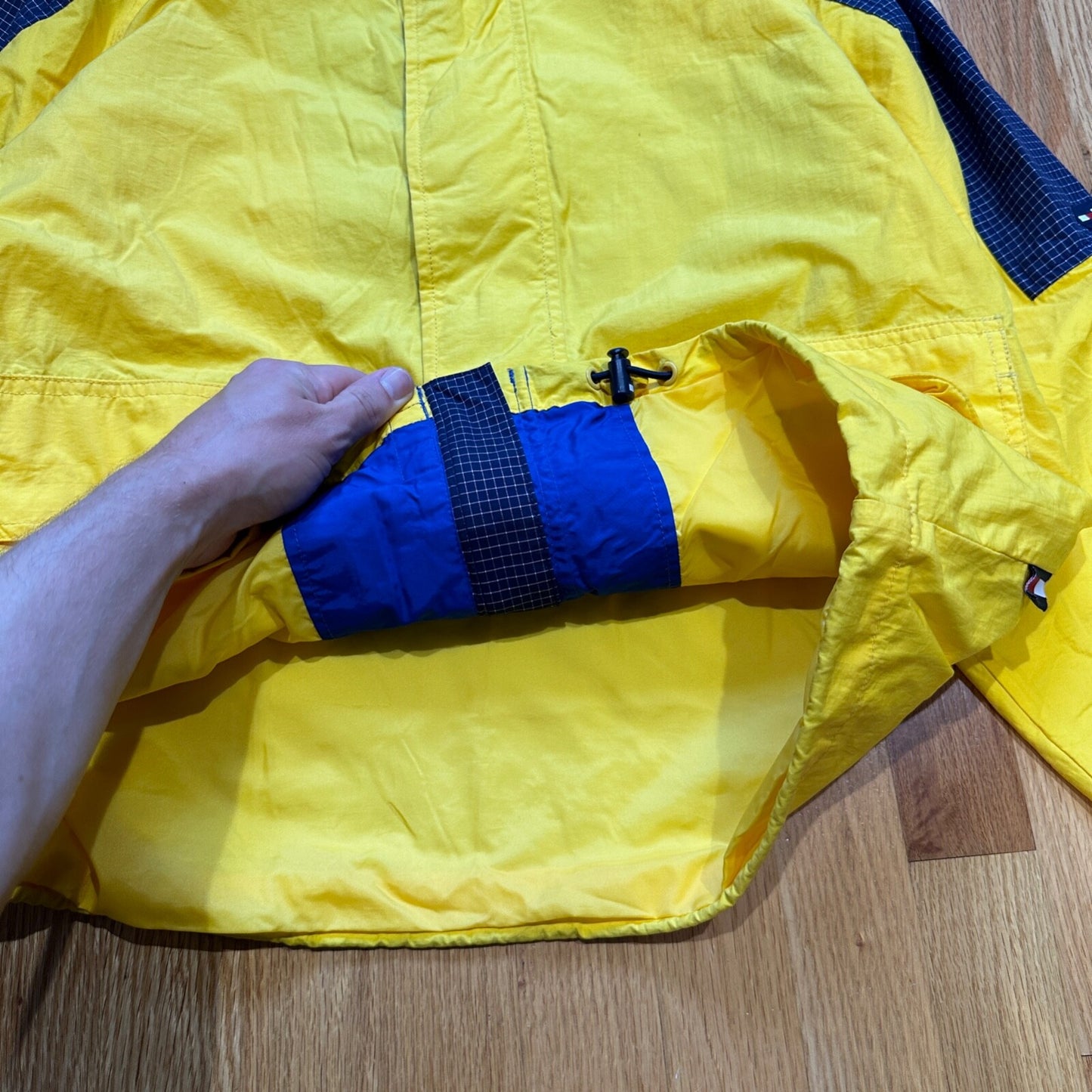 VTG 90s Tommy Hilfiger Yellow Lightweight Full Zip Rain Wind Jacket Sailing Boat