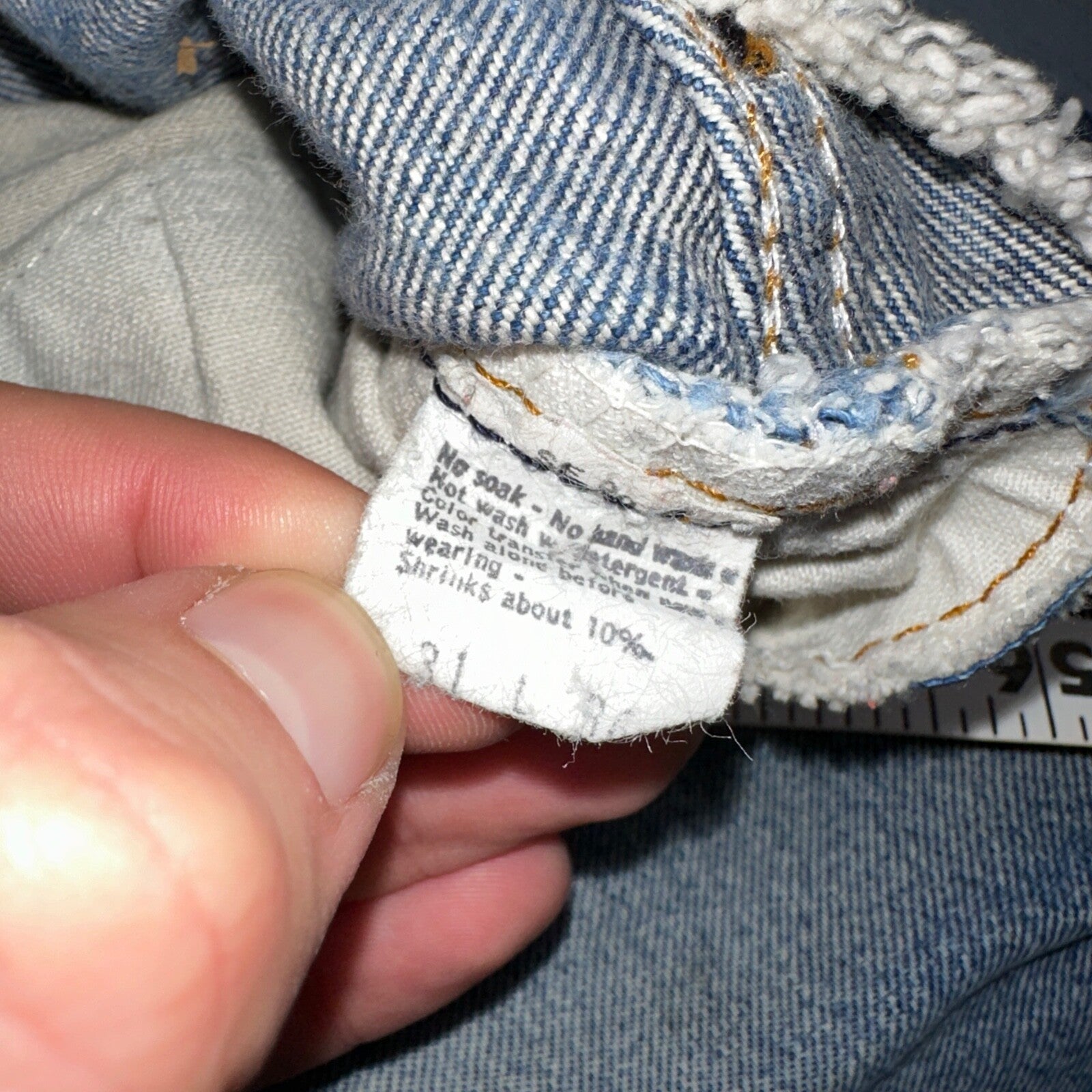 Levis 501 Vintage 80s Redline Selvedge USA XX Jeans Med Wash 31x36 Act 30x30