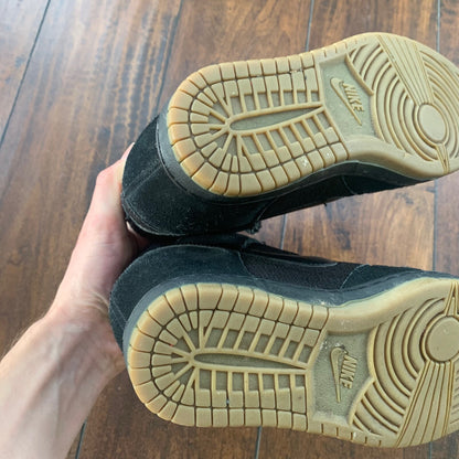 Nike Dunk Sky-Hi Essential Women's Sz 6 Black Suede Wedge Gum Sole 644877-006