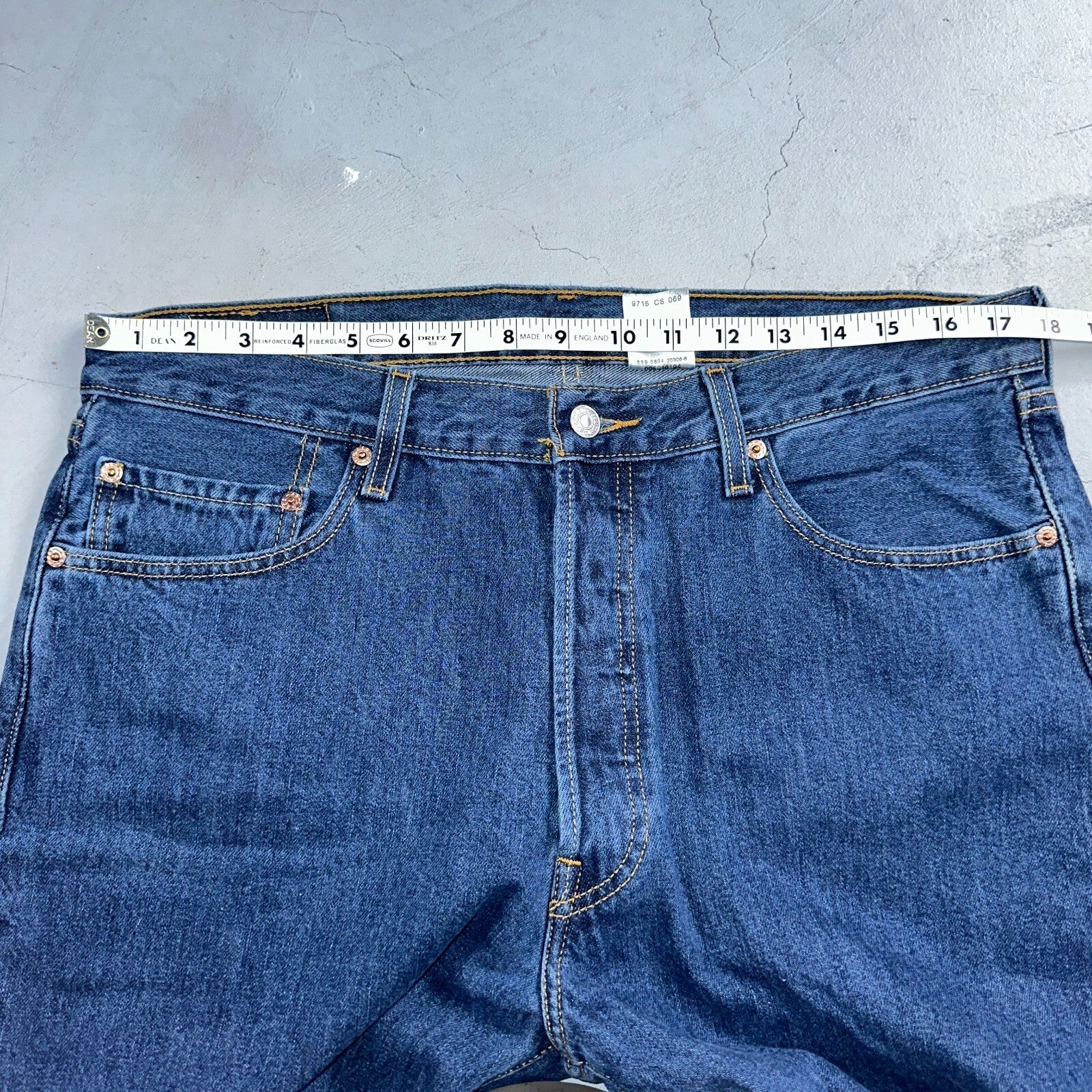 Levis 501 Vintage Y2K Columbia Straight Leg Jeans 36x34 90s Med Wash Act 35x34