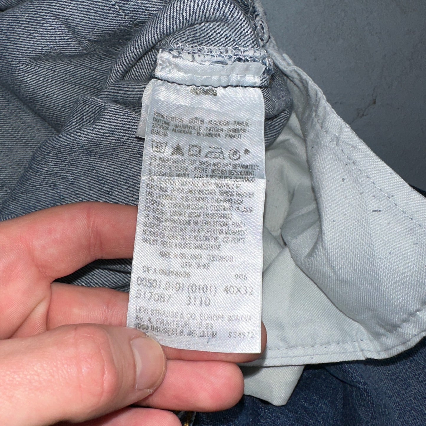 Levis 501 Vintage Y2K XX Straight Leg Jeans Blue Med Wash 40x32 Act 40x31