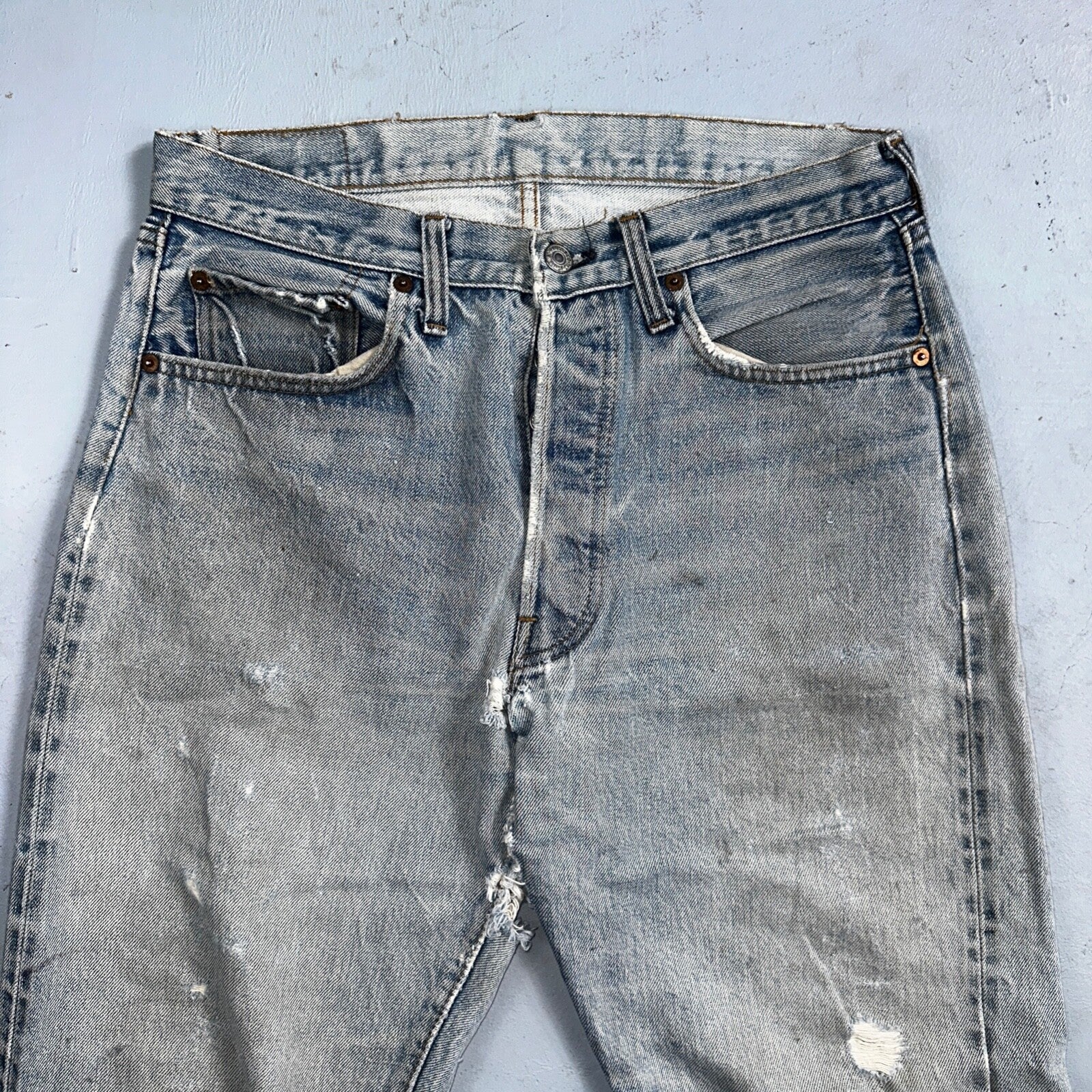 Levis 501 Vintage 80s Redline Selvedge USA XX Jeans Thrashed Light Act 31x29