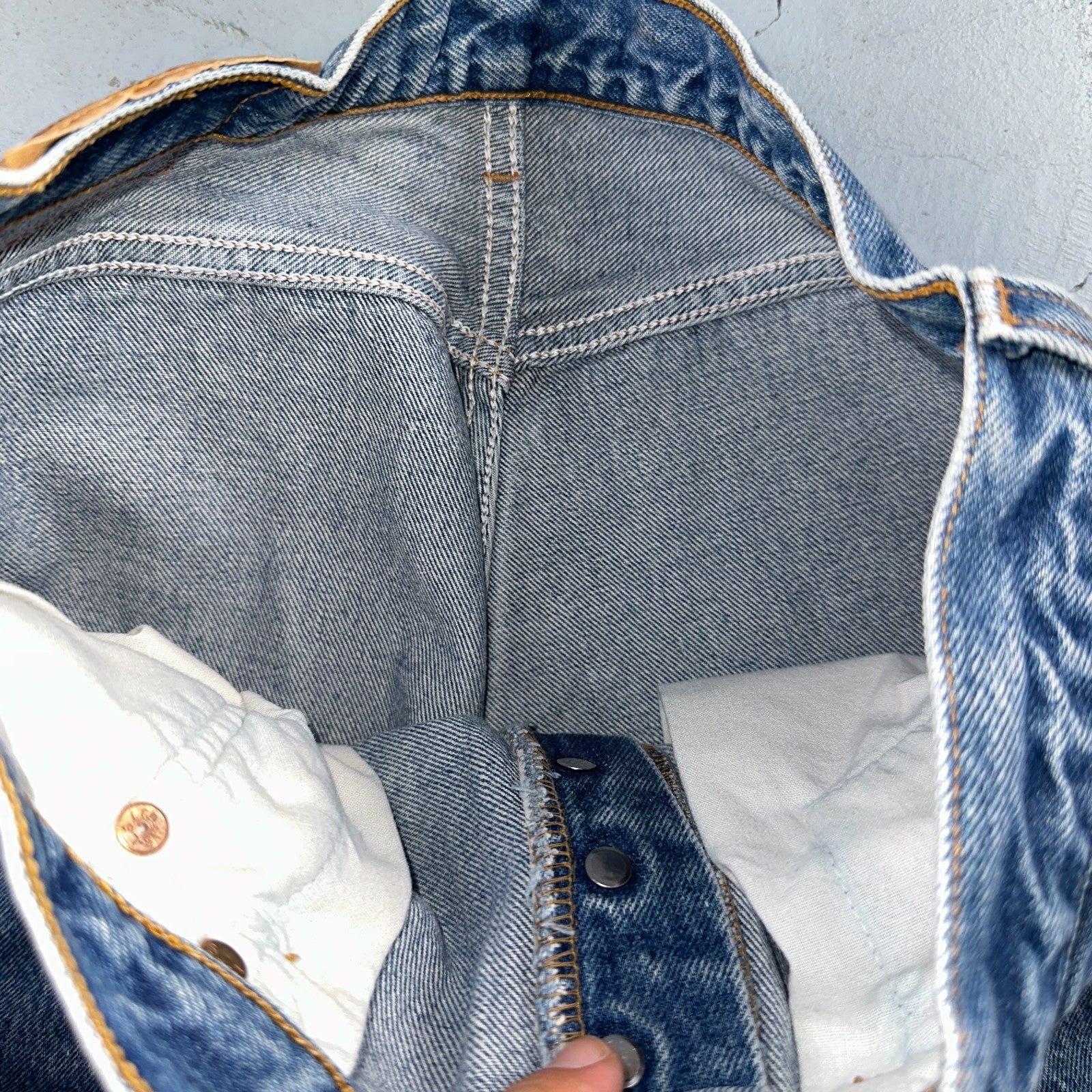 Levis 501 Vintage 90s USA XX Straight Leg Jeans Blue Med Wash 32x36 Act 29x32