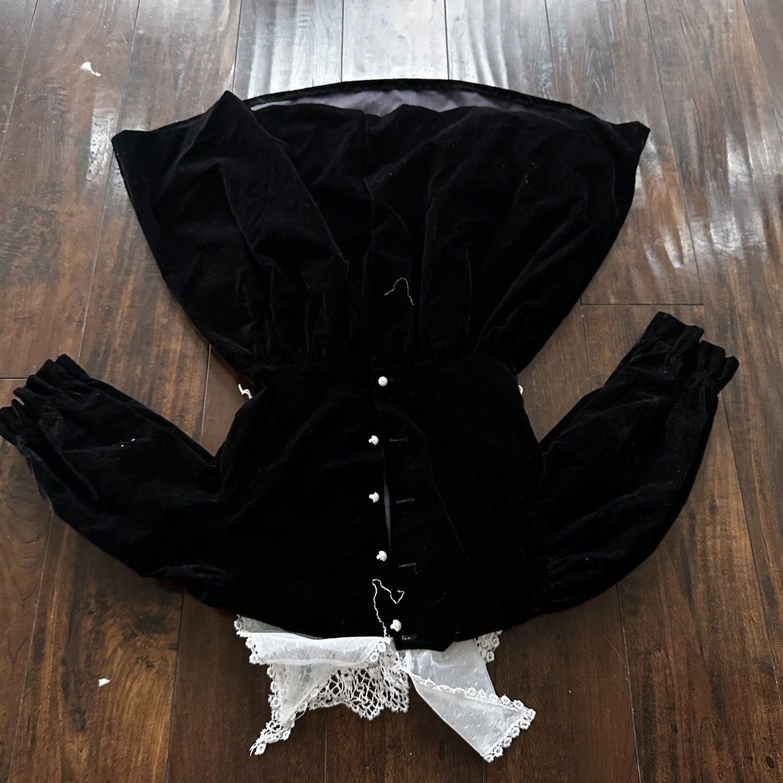 Vintage Sarah Kent Girls Victorian Style Dress Rare Black Pearls White Velour
