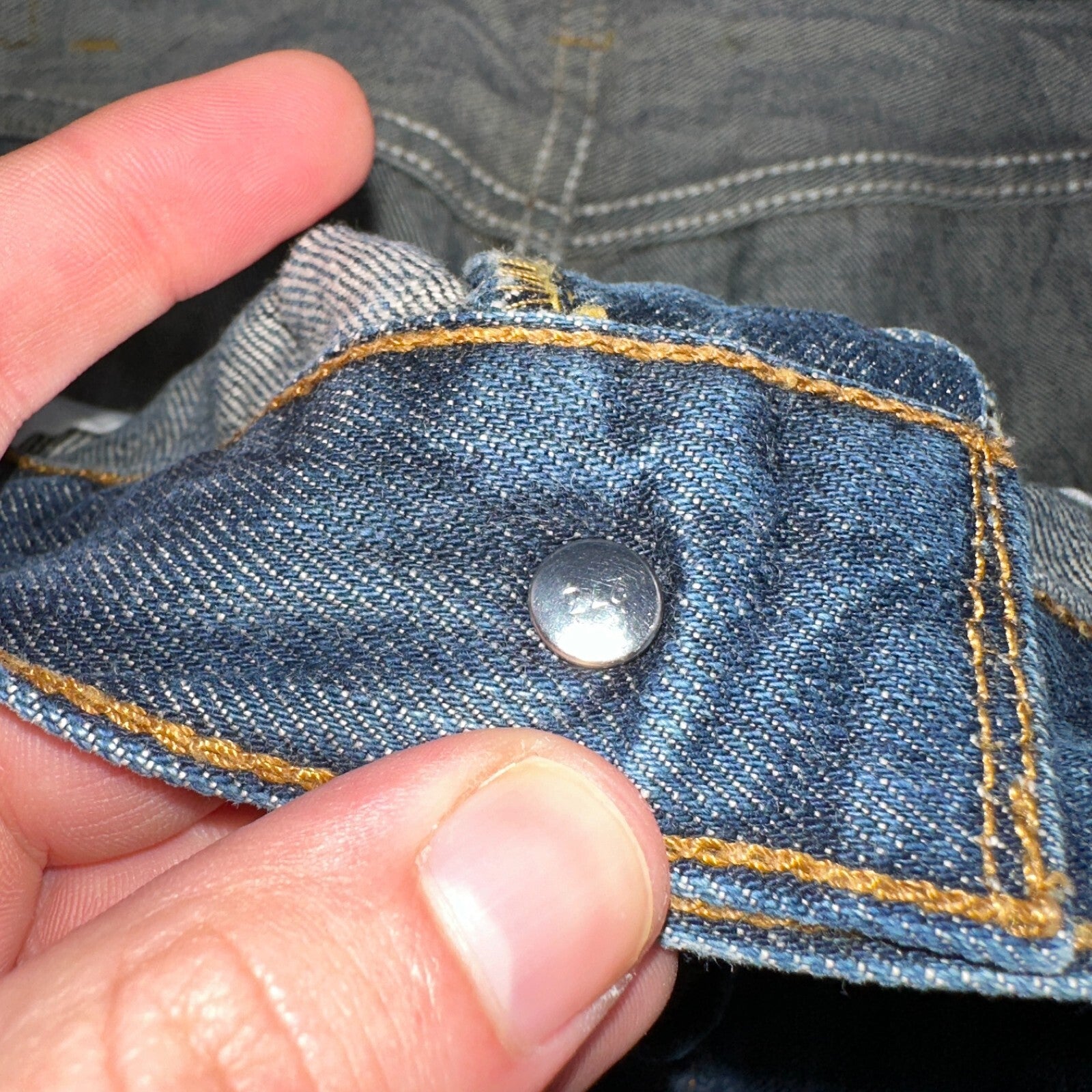 Levis 501 Vintage Y2K XX Straight Leg Jeans Blue Med Wash 38x34 Act 38x33