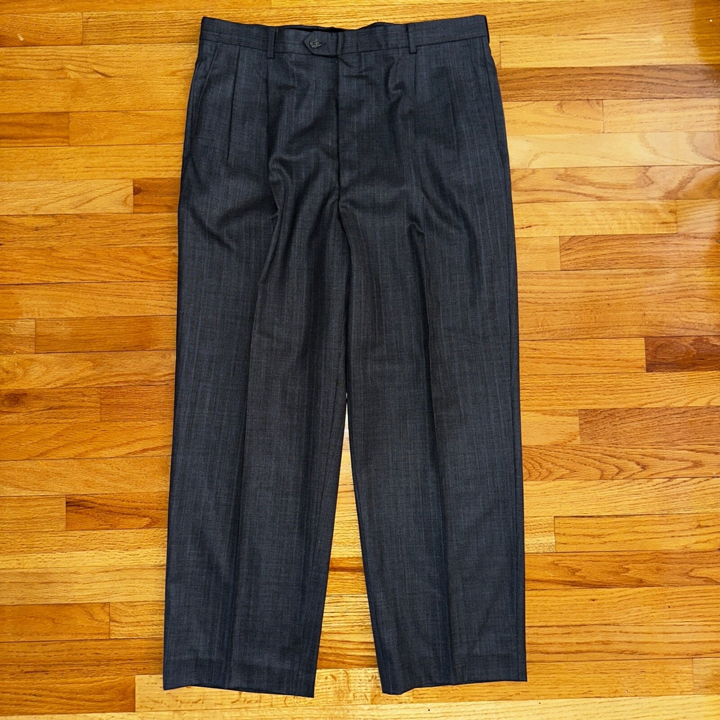 Hart Schaffner Marx Suit Mens 44L Gray Subtle Stripe Zignone USA Dillards 38x29