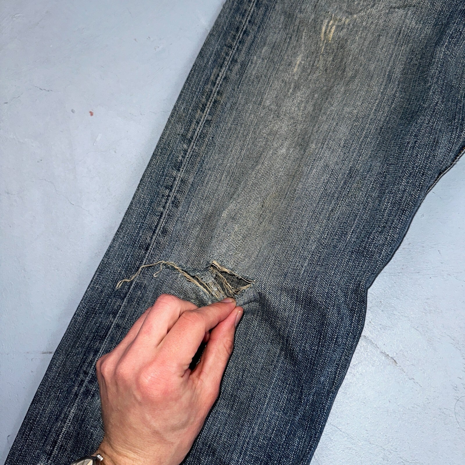 Levis 501 Vintage Y2K XX Straight Leg Jeans Blue Med Wash 33x34 Act 33x33