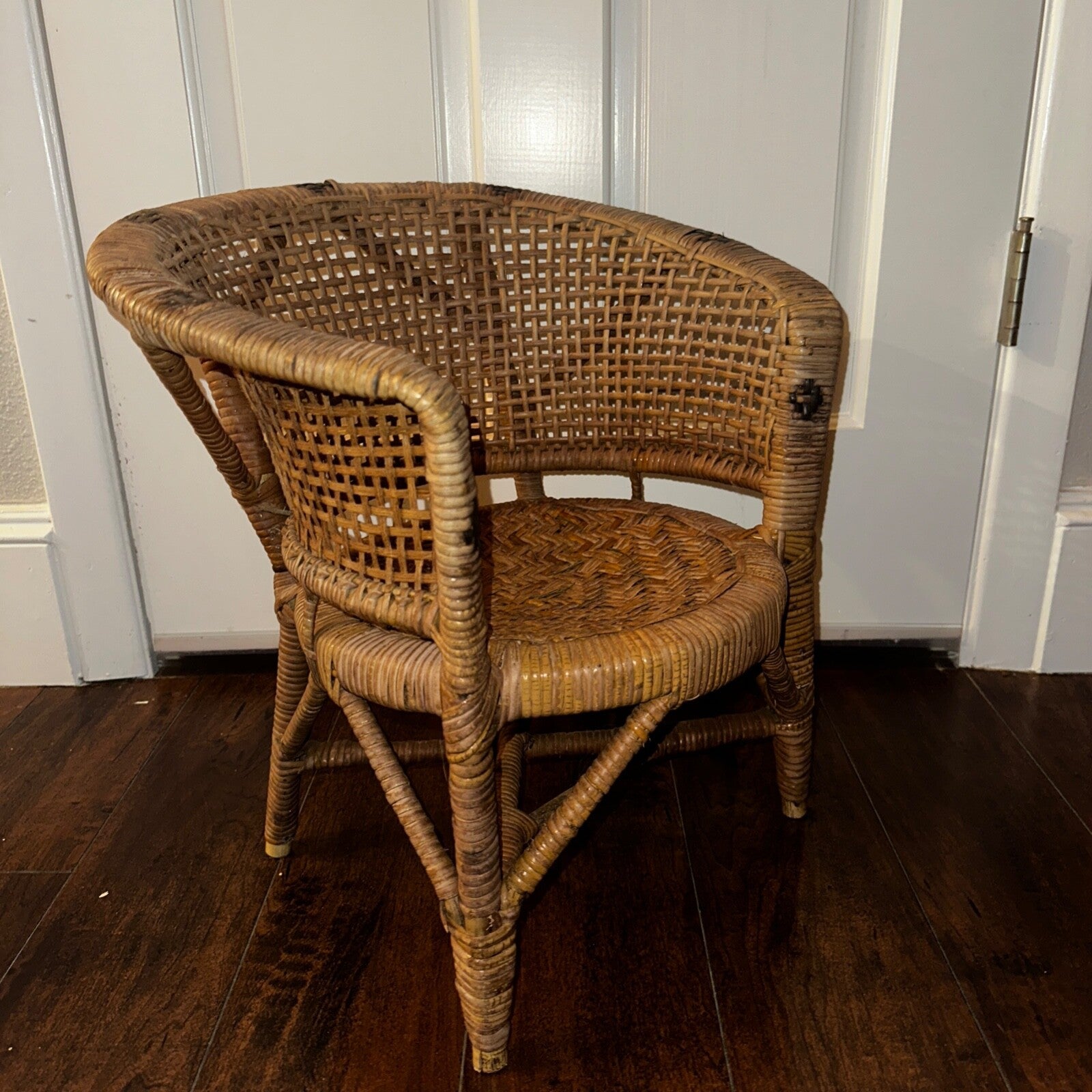 VTG 70s Cane Rattan Wicker Ceylon Natural Cane Seat Kids Chair 1970s Cat Cute