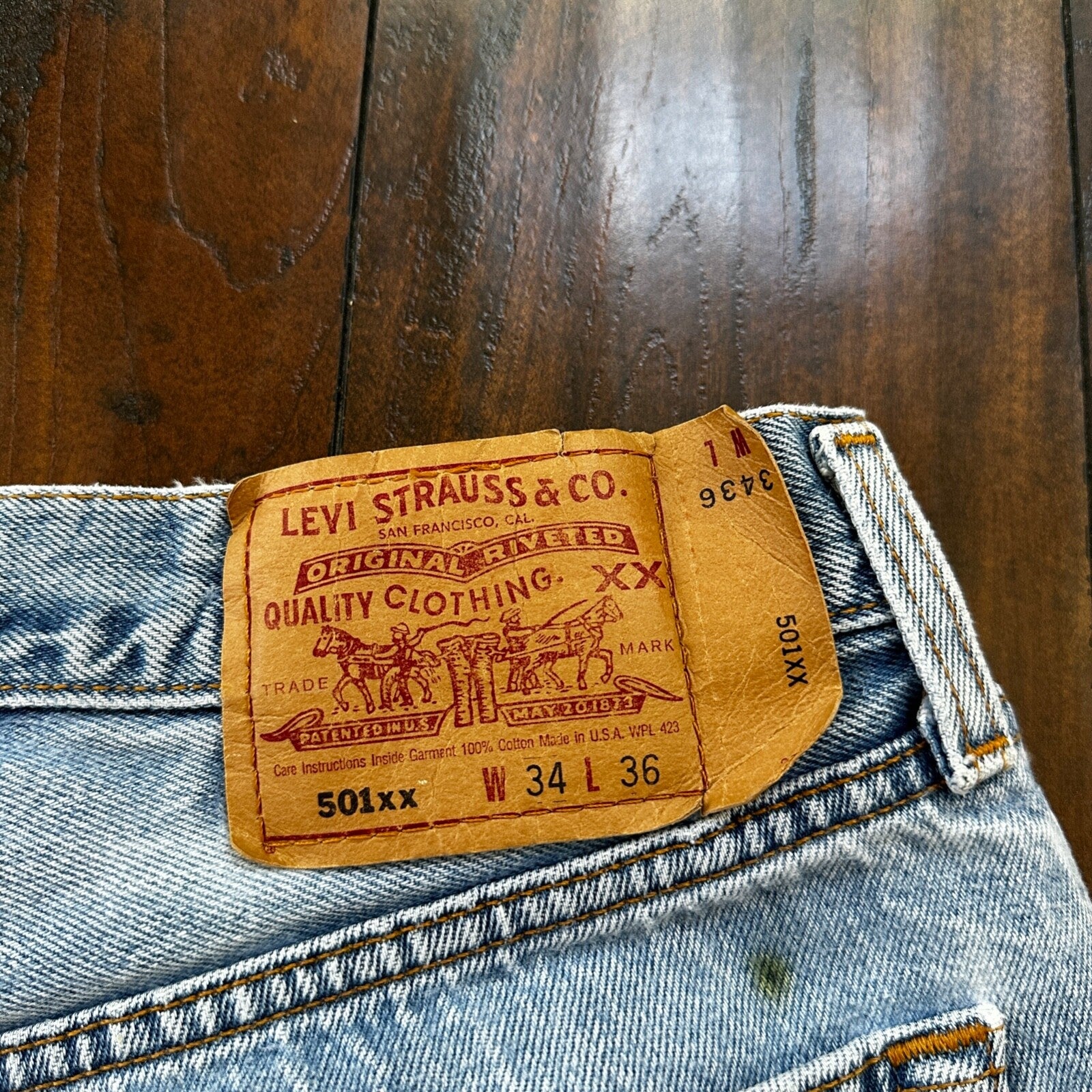 VTG 90s Levis 501 Button Fly 34x36 USA Tag Jeans Straight Wash Blue XX Act 30x32